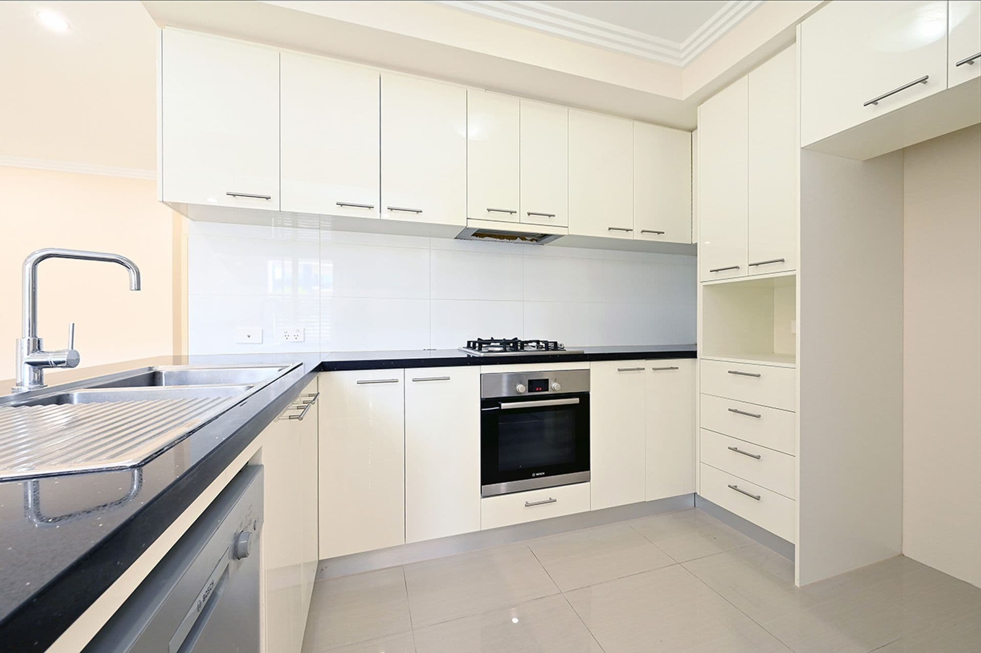 2/150 Celebration Boulevard, Clarkson, WA, 6030, Clarkson - Thumbnail 3