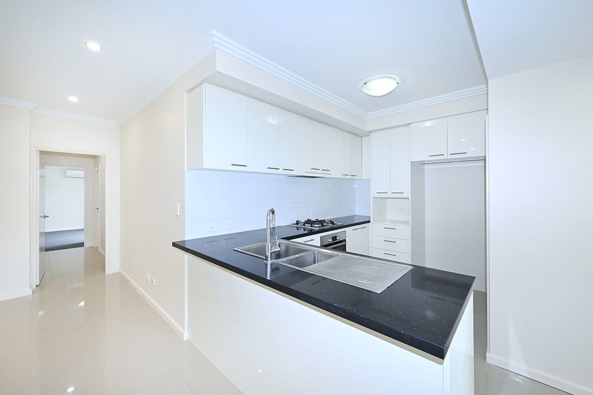 2/150 Celebration Boulevard, Clarkson, WA, 6030, Clarkson - Thumbnail 4