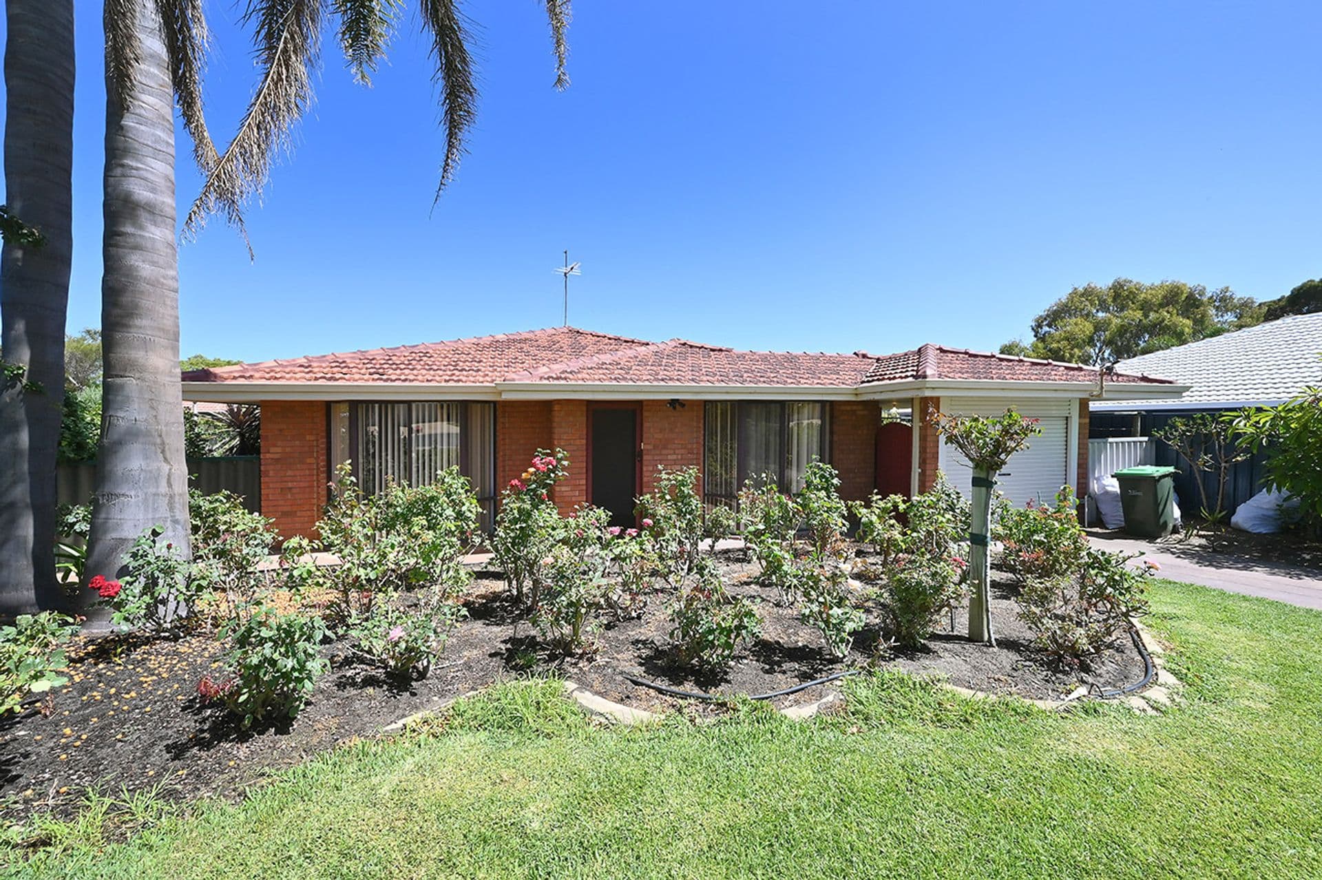 12 Lind Court, Quinns Rocks, WA, 6030, Quinns Rocks - Thumbnail 2