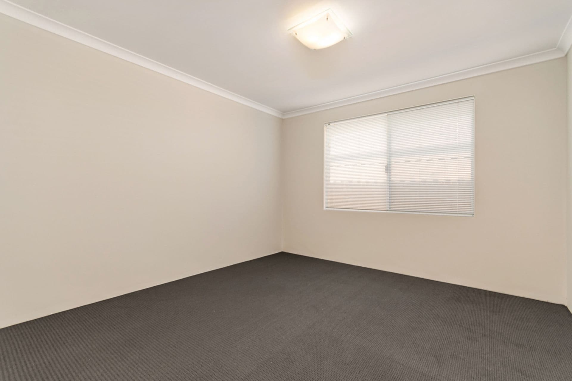 5 Halesworth Parade, Butler, WA, 6036, Butler - Thumbnail 4