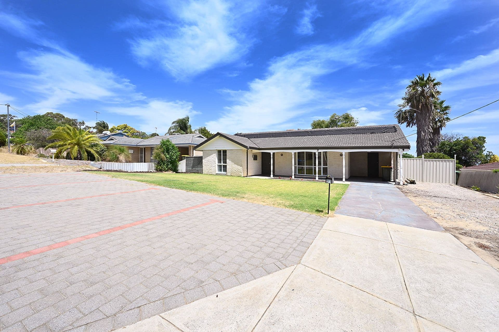 31 Nolyang Crescent, Wanneroo, WA, 6065, Wanneroo - Thumbnail 2