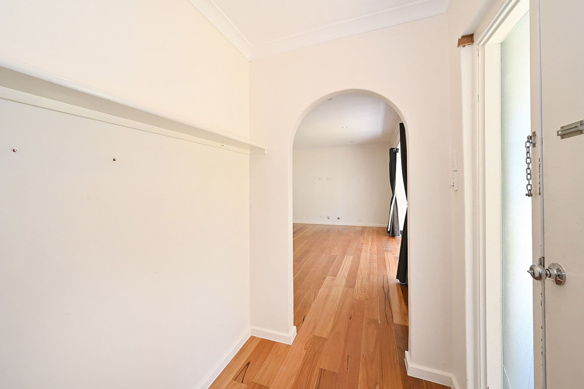 31 Nolyang Crescent, Wanneroo, WA, 6065, Wanneroo - Thumbnail 3