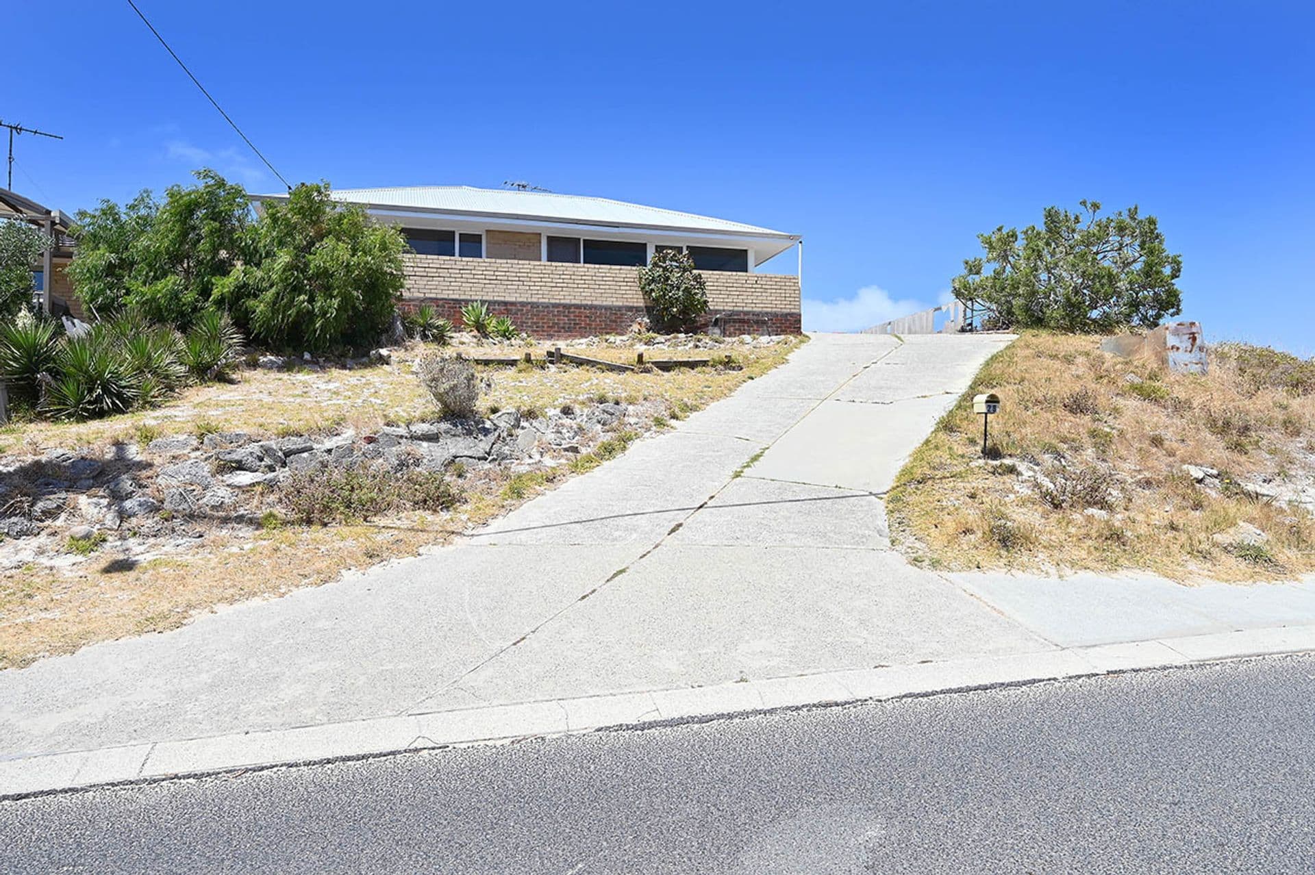 28 Graham Road, Quinns Rocks, WA, 6030, Quinns Rocks - Thumbnail 2