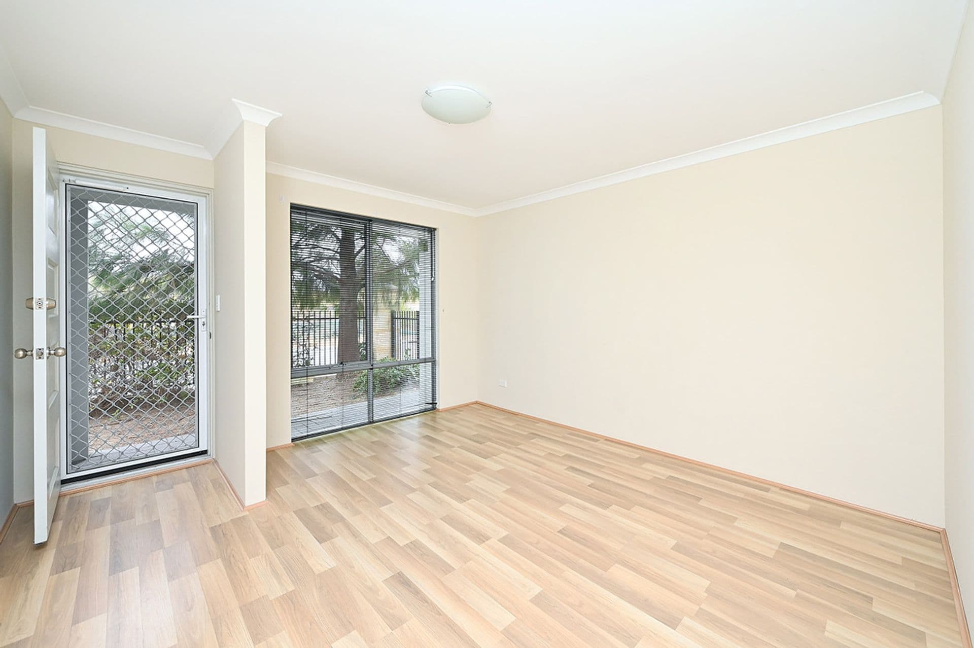 84 Morwell Street, Yanchep, WA, 6035, Yanchep - Thumbnail 3
