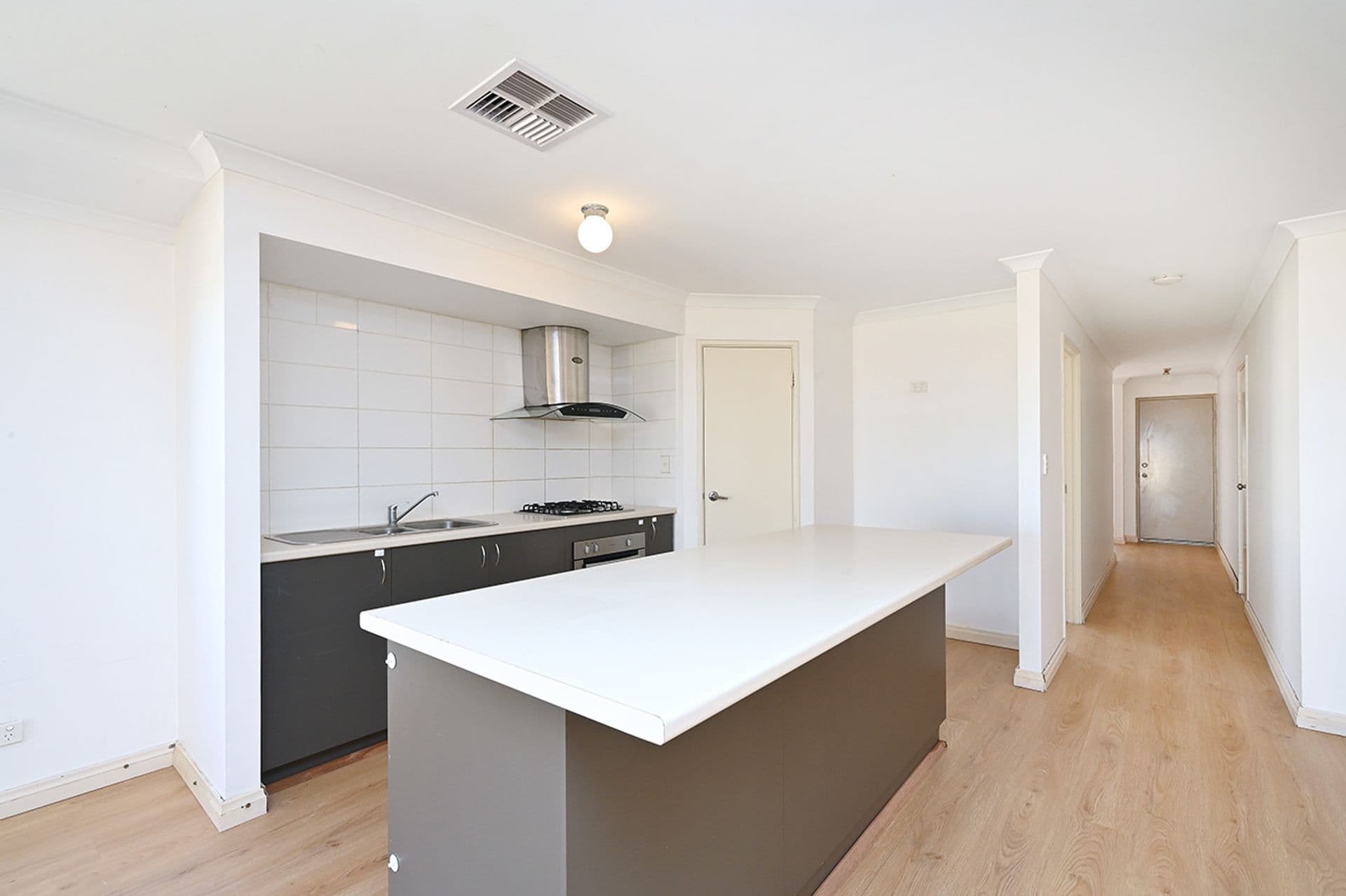 20 Altrincham Grove, Butler, WA, 6036, Butler - Thumbnail 5