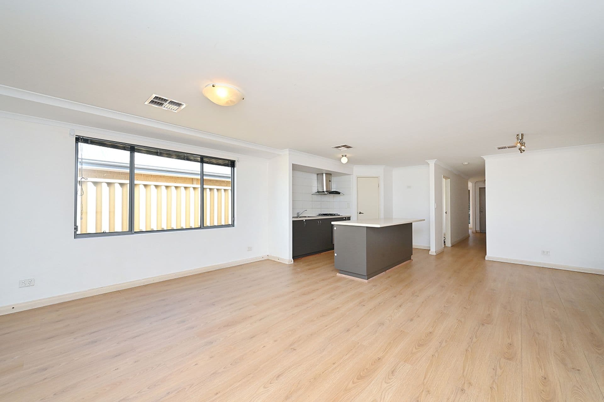 20 Altrincham Grove, Butler, WA, 6036, Butler - Thumbnail 7