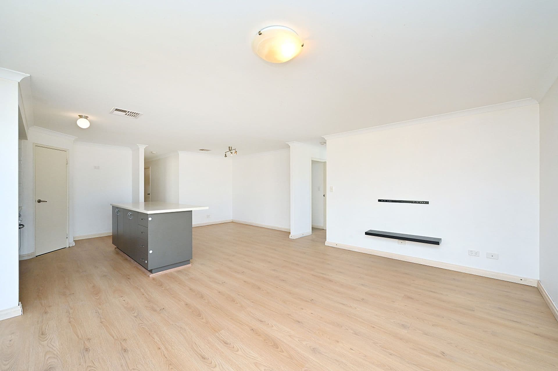 20 Altrincham Grove, Butler, WA, 6036, Butler - Thumbnail 8