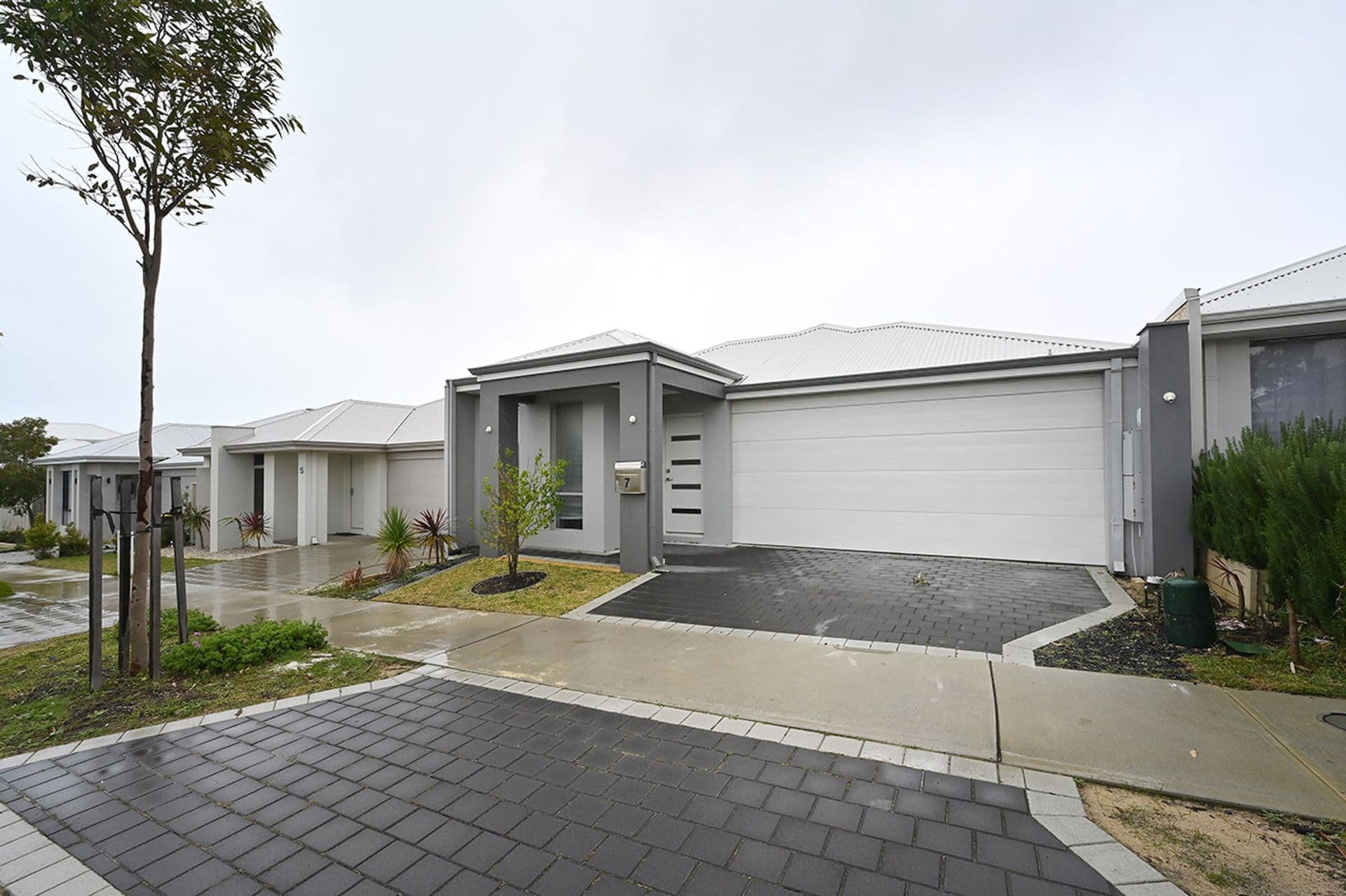 7 Spotted Way, Alkimos, WA, 6038, Alkimos - Thumbnail 2