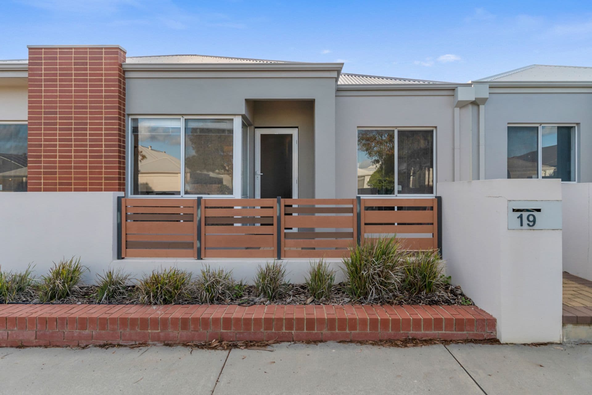 19 Bellini Gardens, Alkimos, WA, 6038, Alkimos - Thumbnail 2