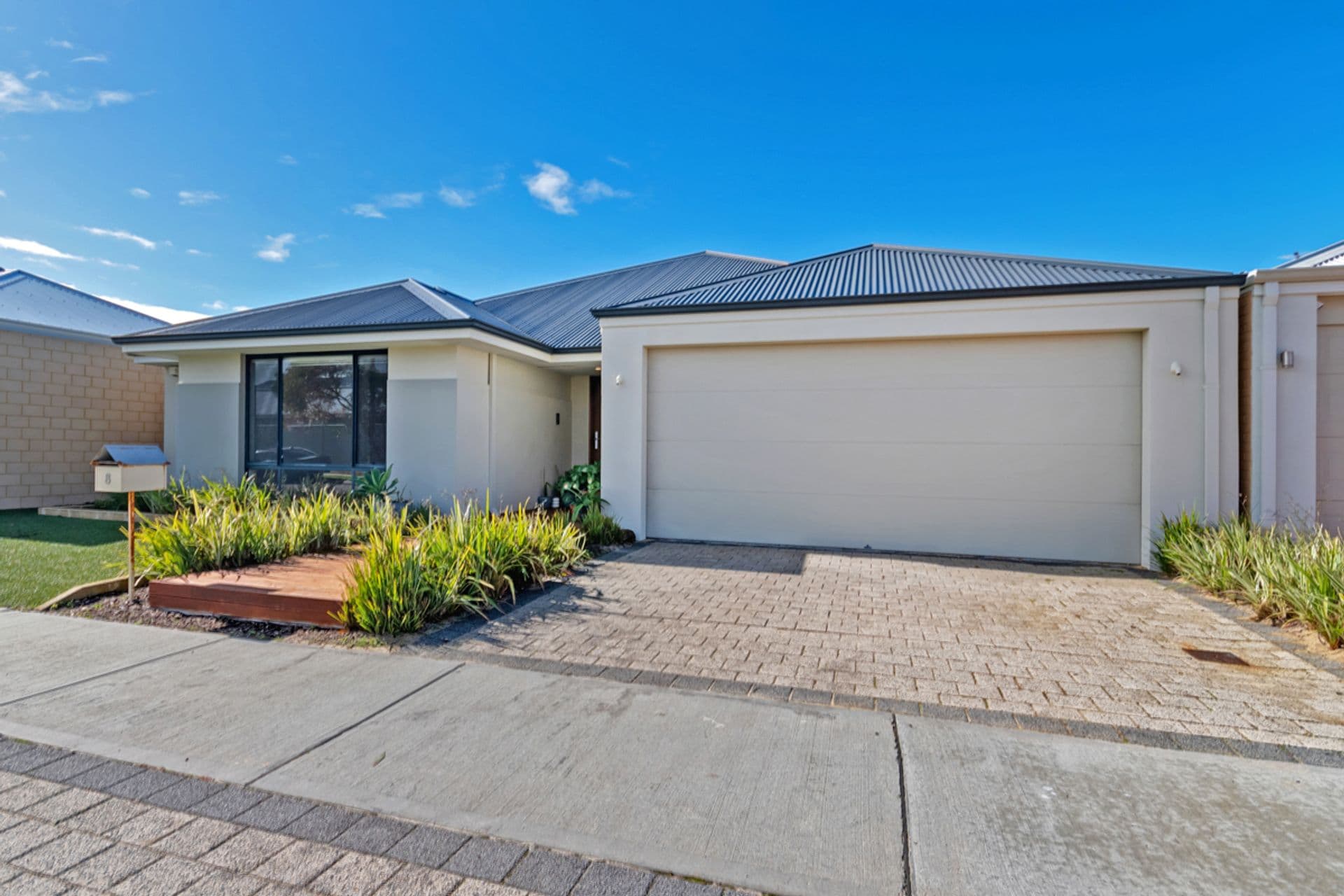 8 Azul Way, Eglinton, WA, 6034, Eglinton - Thumbnail 2