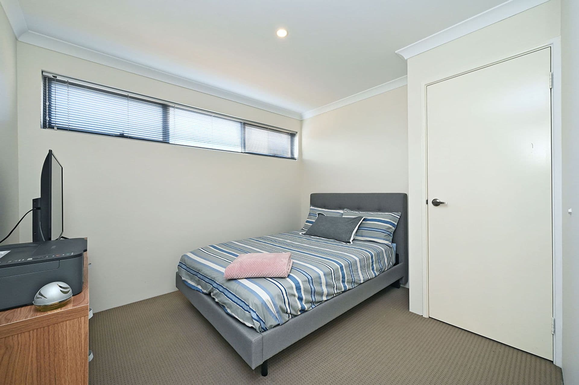 31 Brampton Avenue, Butler, WA, 6036, Butler - Thumbnail 7