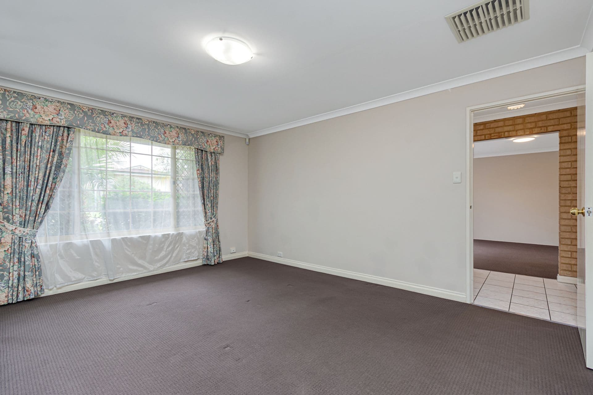 15 Trifund Court, Merriwa, WA, 6030, Merriwa - Thumbnail 5