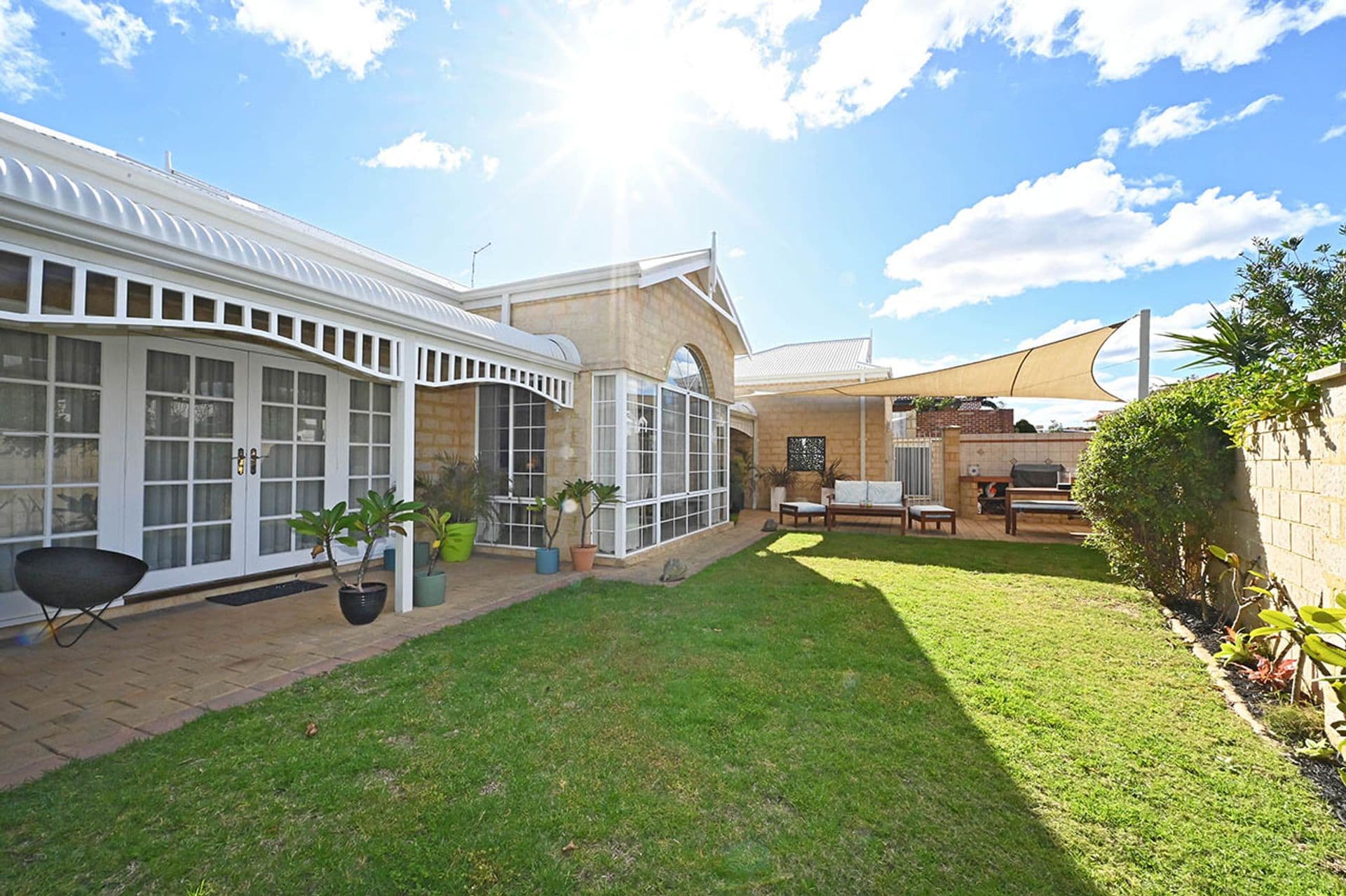 5 Holyhead Green, Mindarie, WA, 6030, Mindarie - Thumbnail 4