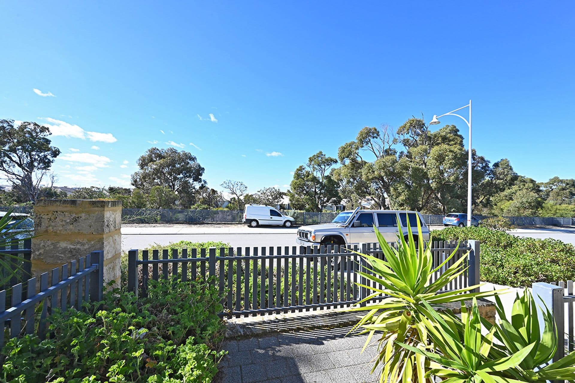 36 Pickering Gardens, Alkimos, WA, 6038, Alkimos - Thumbnail 4