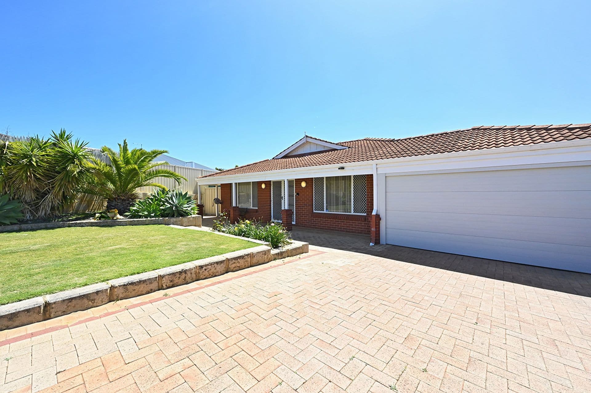 16 Drammen Elbow, Merriwa, WA, 6030, Merriwa - Thumbnail 2