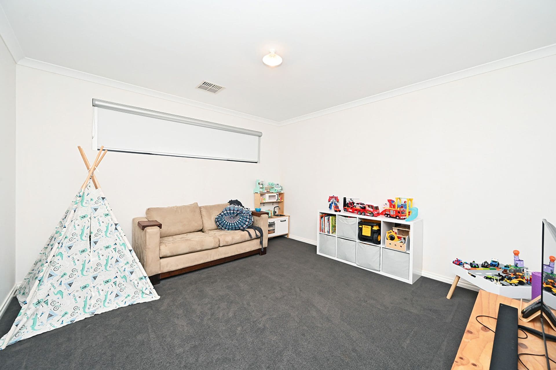 51 Commodore Avenue, Clarkson, WA, 6030, Clarkson - Thumbnail 8
