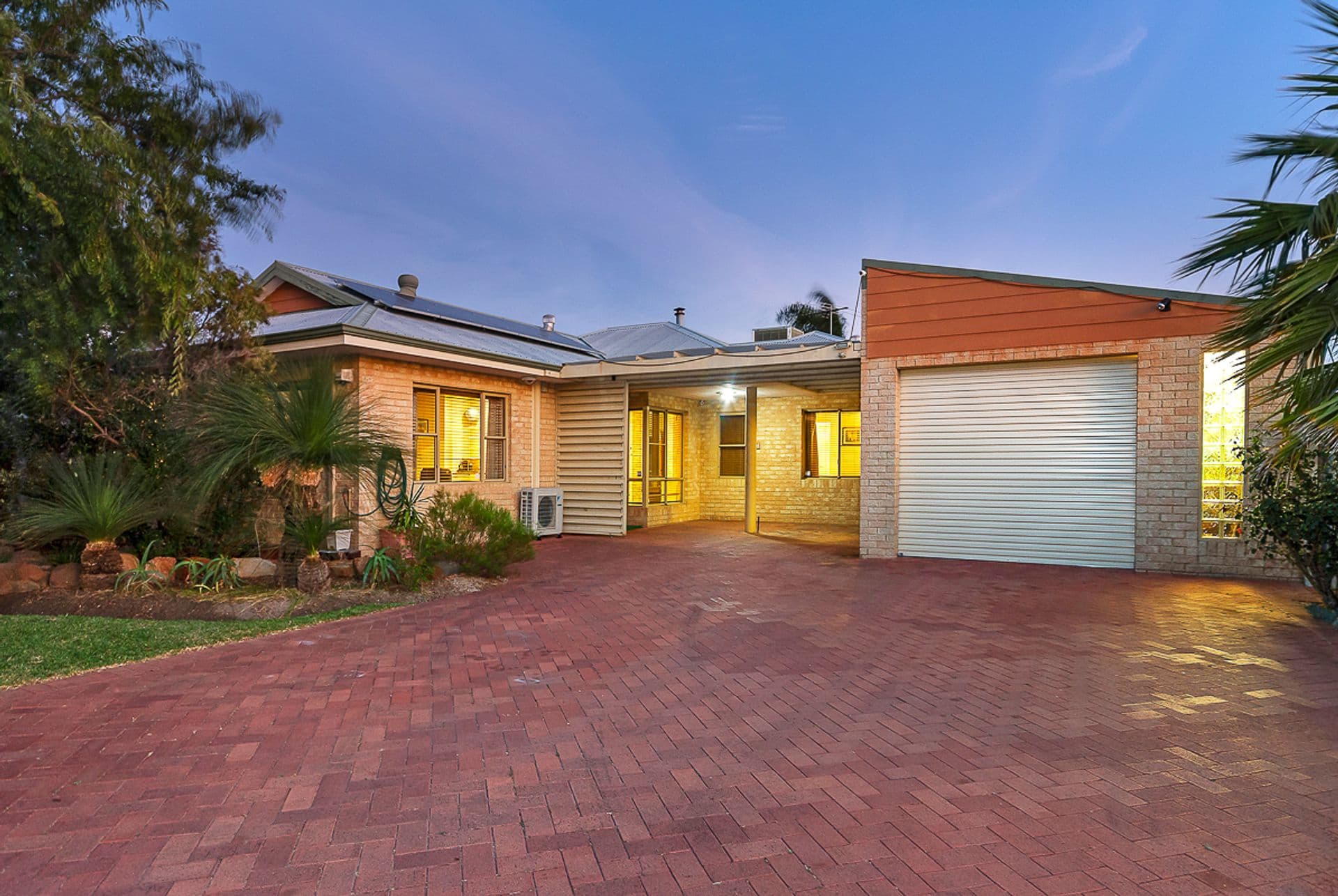 18 Morialta Avenue, Quinns Rocks, WA, 6030, Quinns Rocks - Thumbnail 2