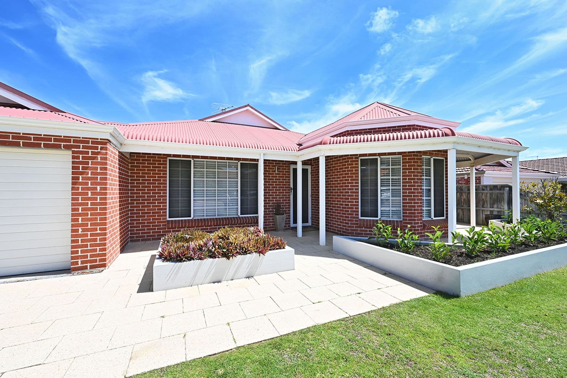 63 Cristobal Crescent, Mindarie, WA, 6030, Mindarie - Thumbnail 2