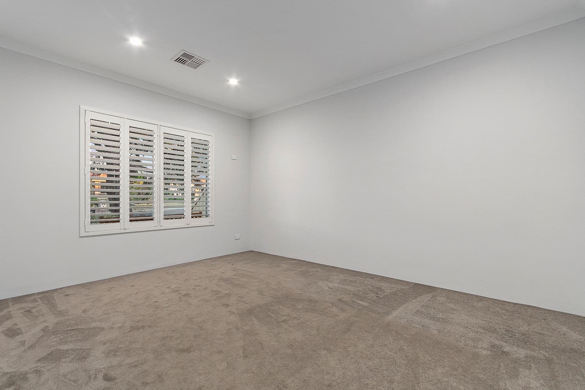 25 Macnaughton Crescent, Kinross, WA, 6028, Kinross - Thumbnail 5