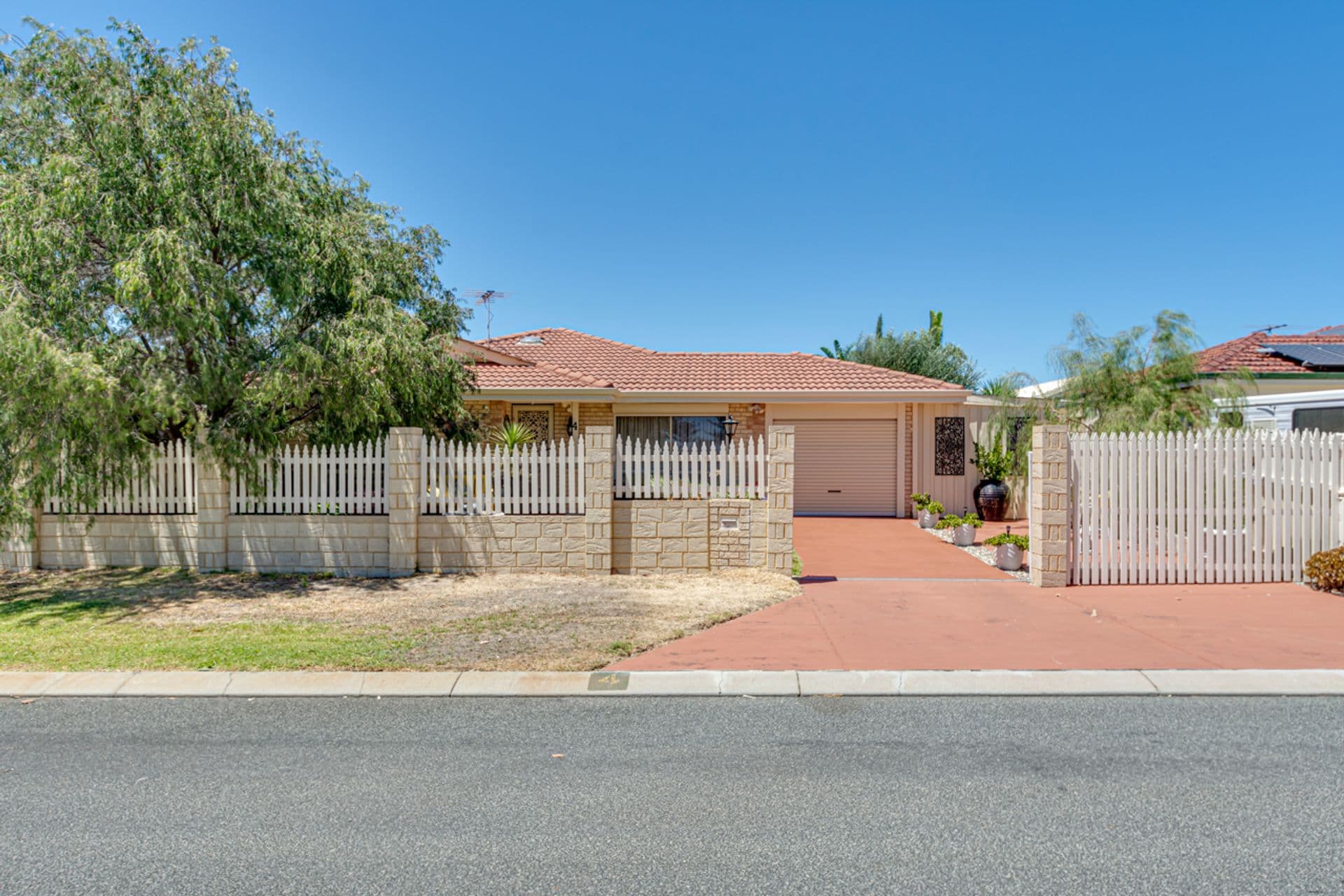 4 Little Green Gardens, Quinns Rocks, WA, 6030, Quinns Rocks - Thumbnail 2