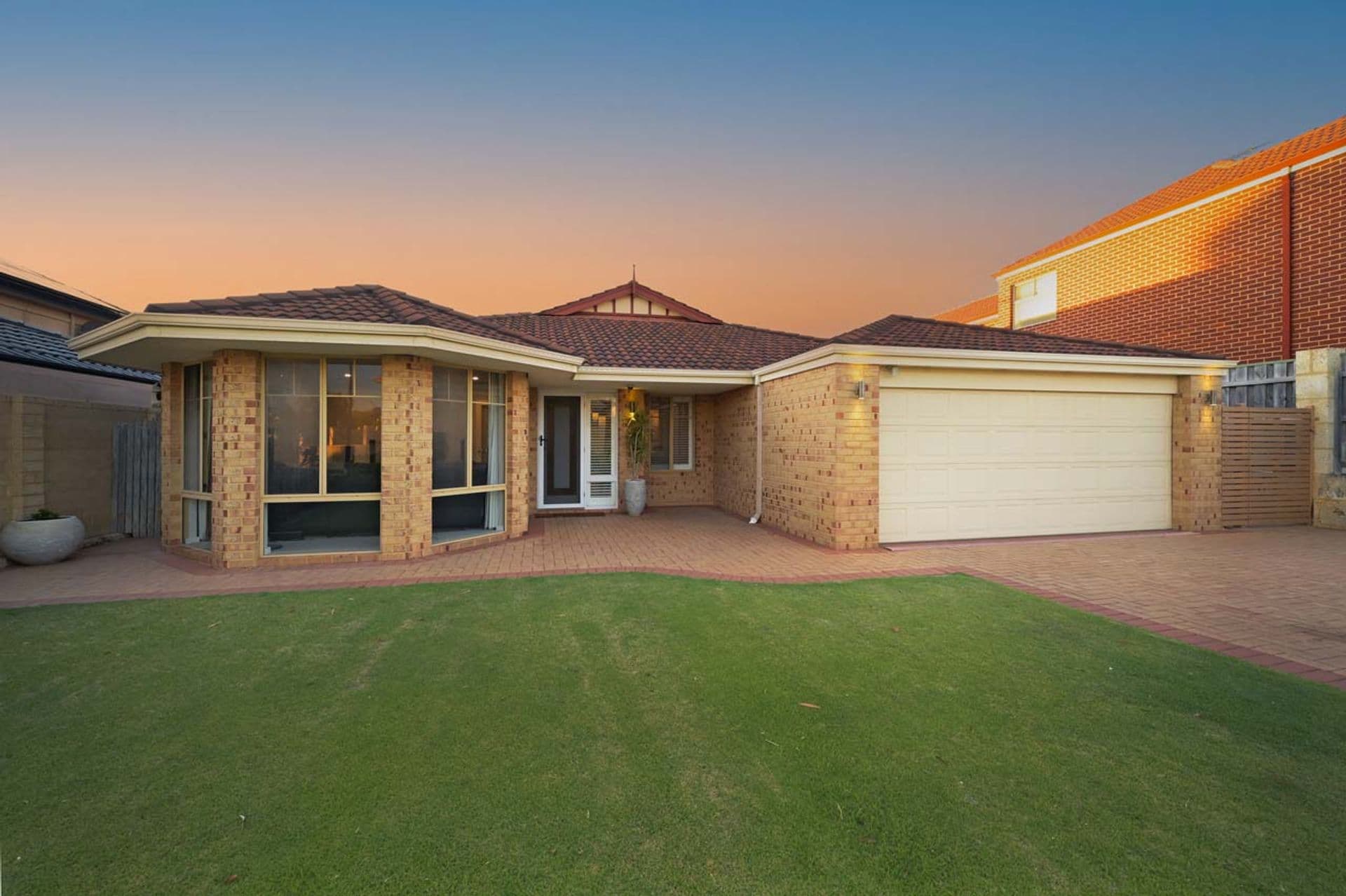 16 Andros Circuit, Mindarie, WA, 6030, Mindarie - Thumbnail 2