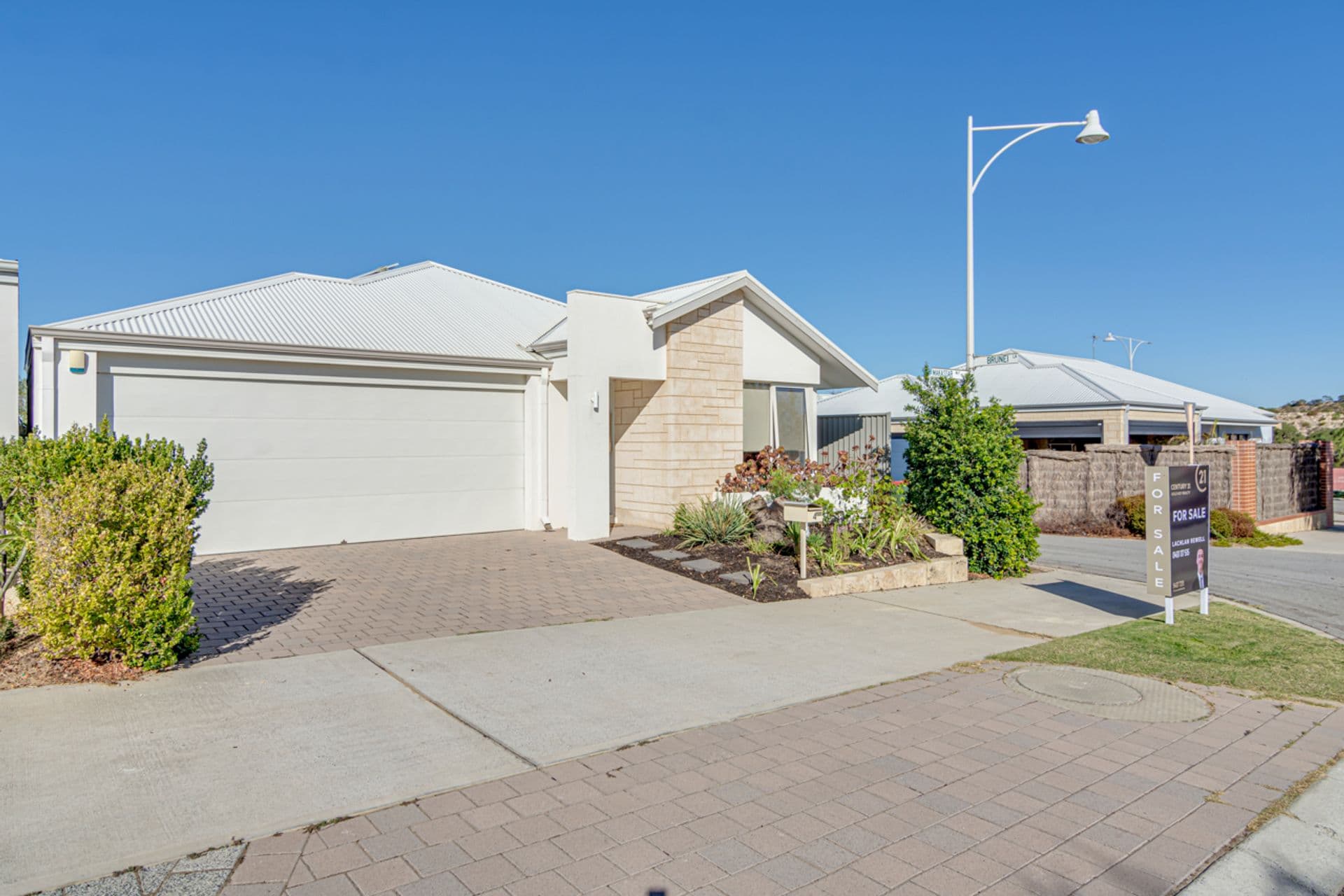 4 Makassar Way, Clarkson, WA, 6030, Clarkson - Thumbnail 2