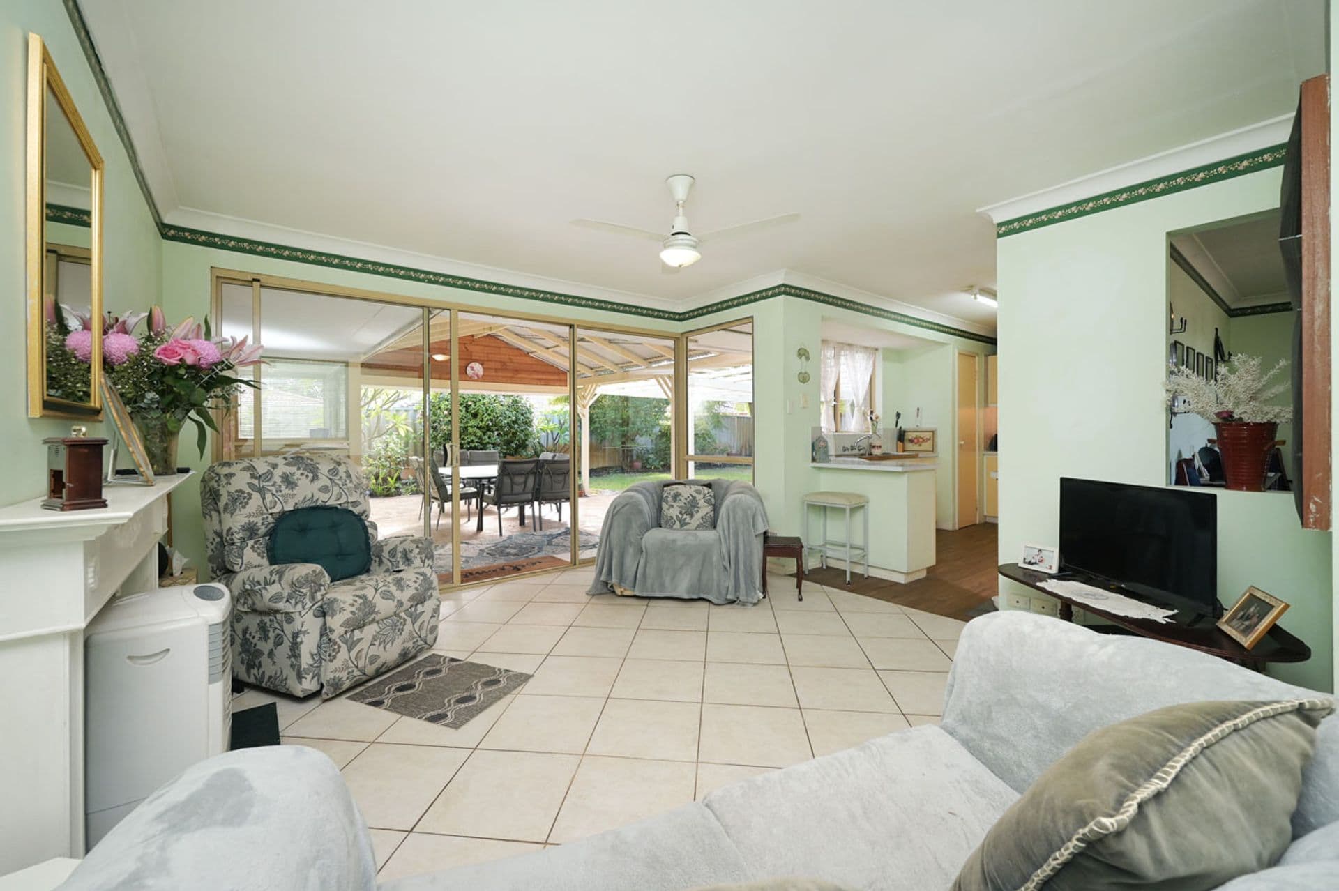 27 Hovea Court, Morley, WA, 6062, Morley - Thumbnail 8