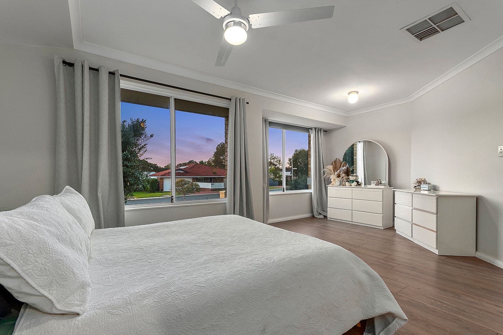 83 Macnaughton Crescent, Kinross, WA, 6028, Kinross - Thumbnail 6