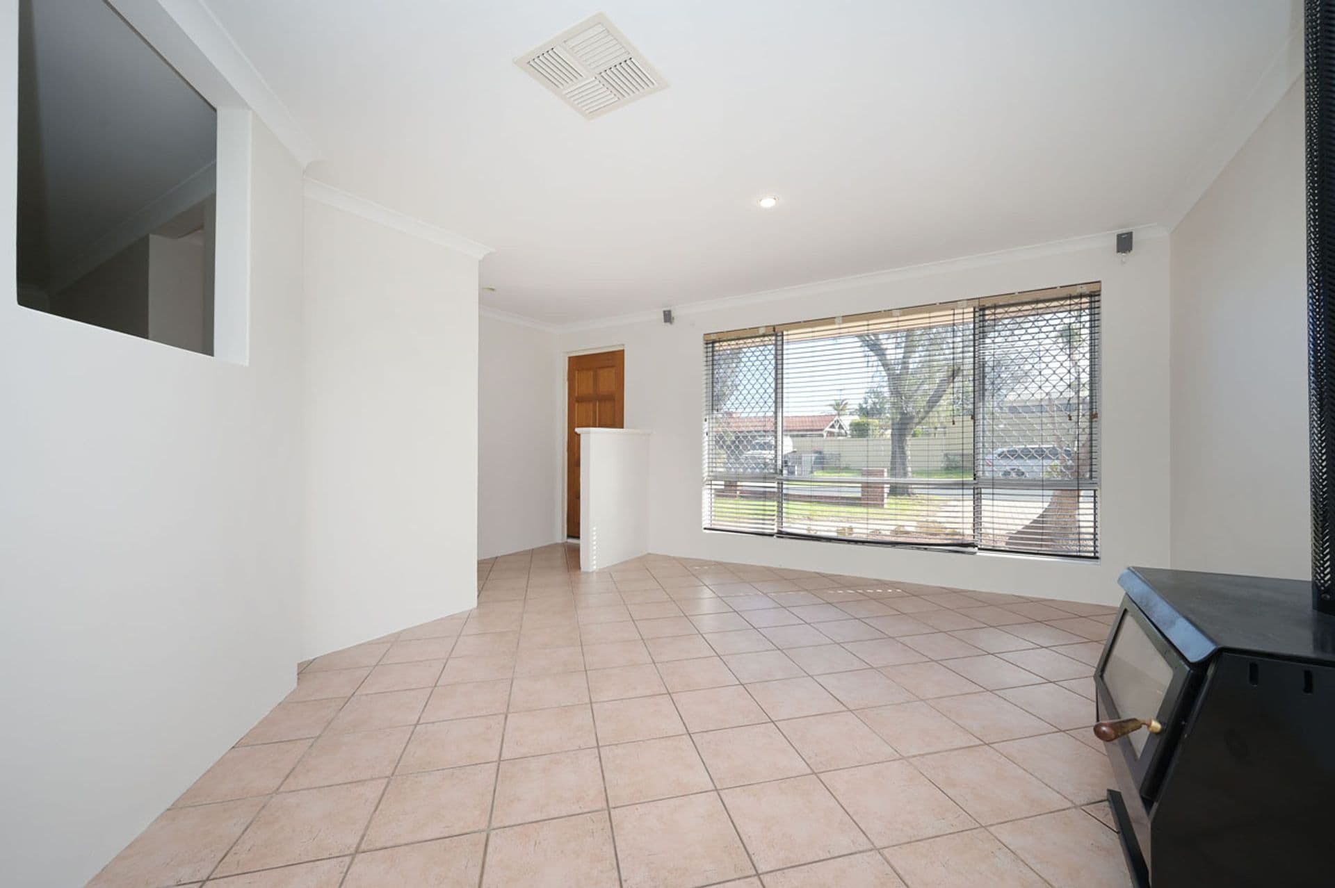3 Tathra Way, Clarkson, WA, 6030, Clarkson - Thumbnail 6
