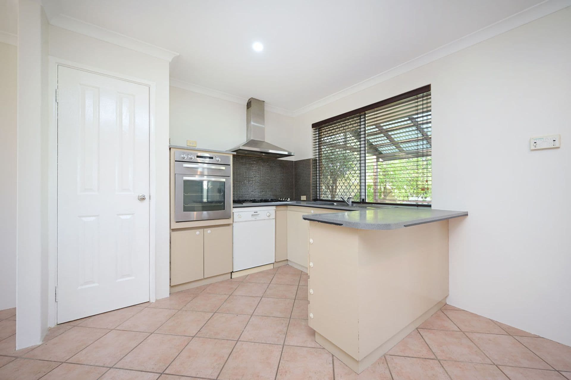 3 Tathra Way, Clarkson, WA, 6030, Clarkson - Thumbnail 7