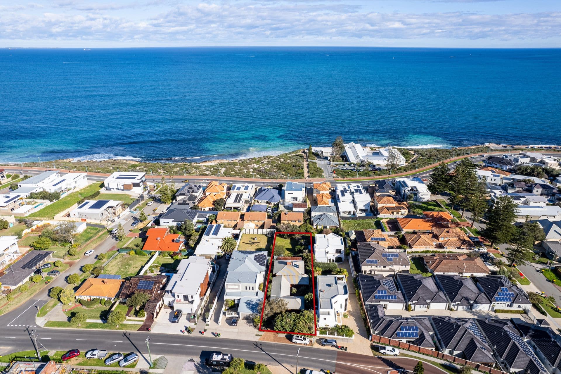 76 Flora Terrace, Watermans Bay, WA, 6020, Watermans Bay - Thumbnail 3