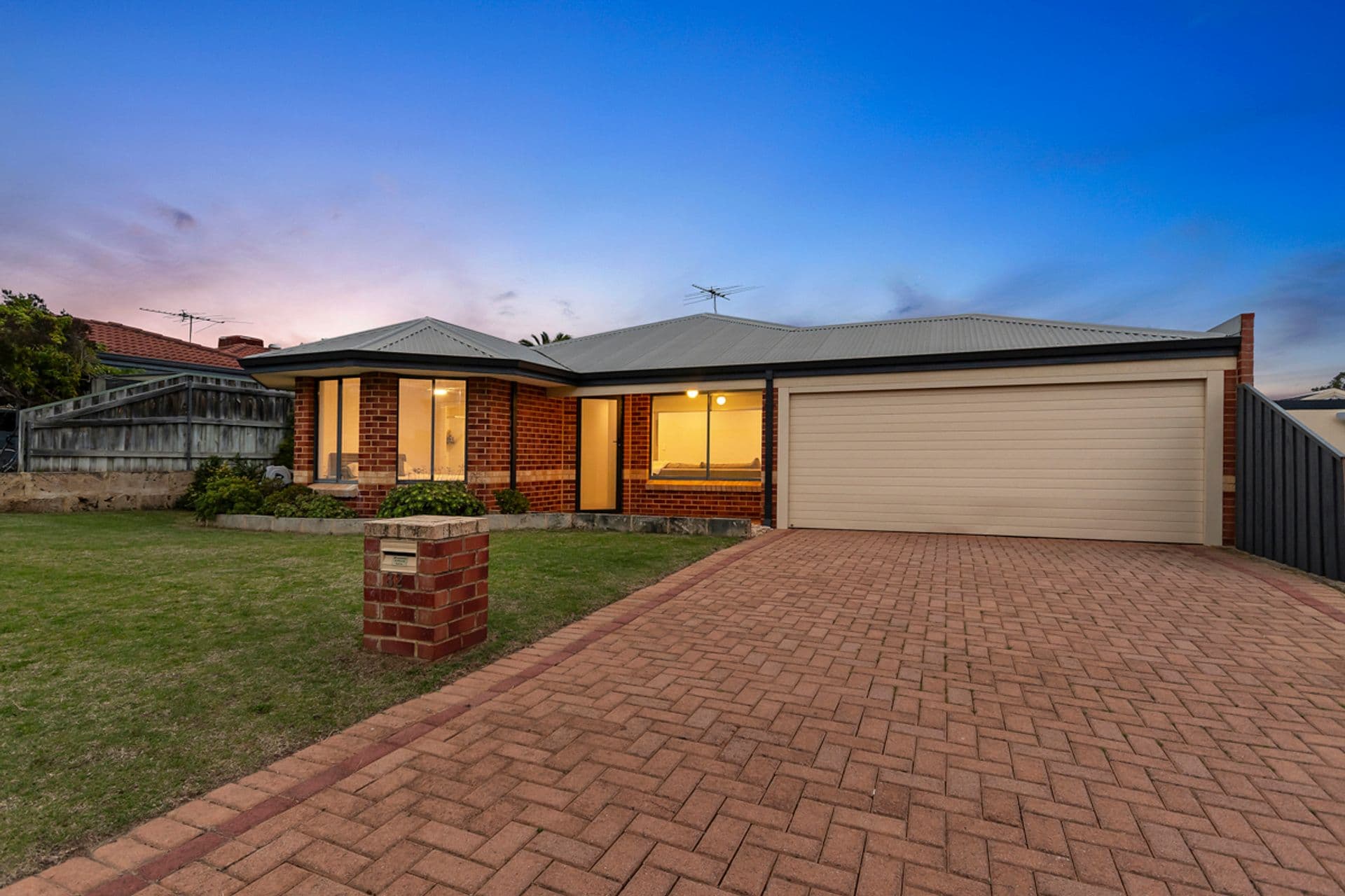 32 Durrington Glade, Clarkson, WA, 6030, Clarkson - Thumbnail 2