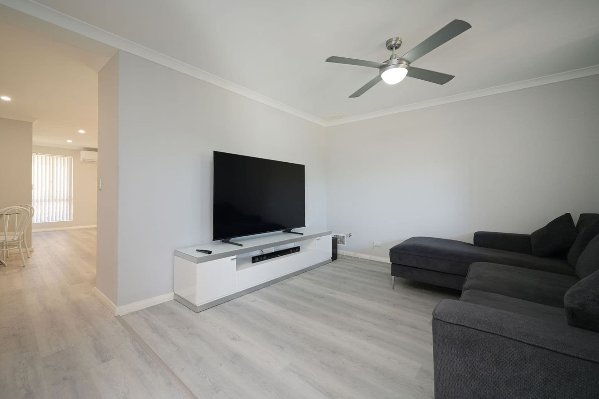 18 Greyhound Drive, Merriwa, WA, 6030, Merriwa - Thumbnail 2