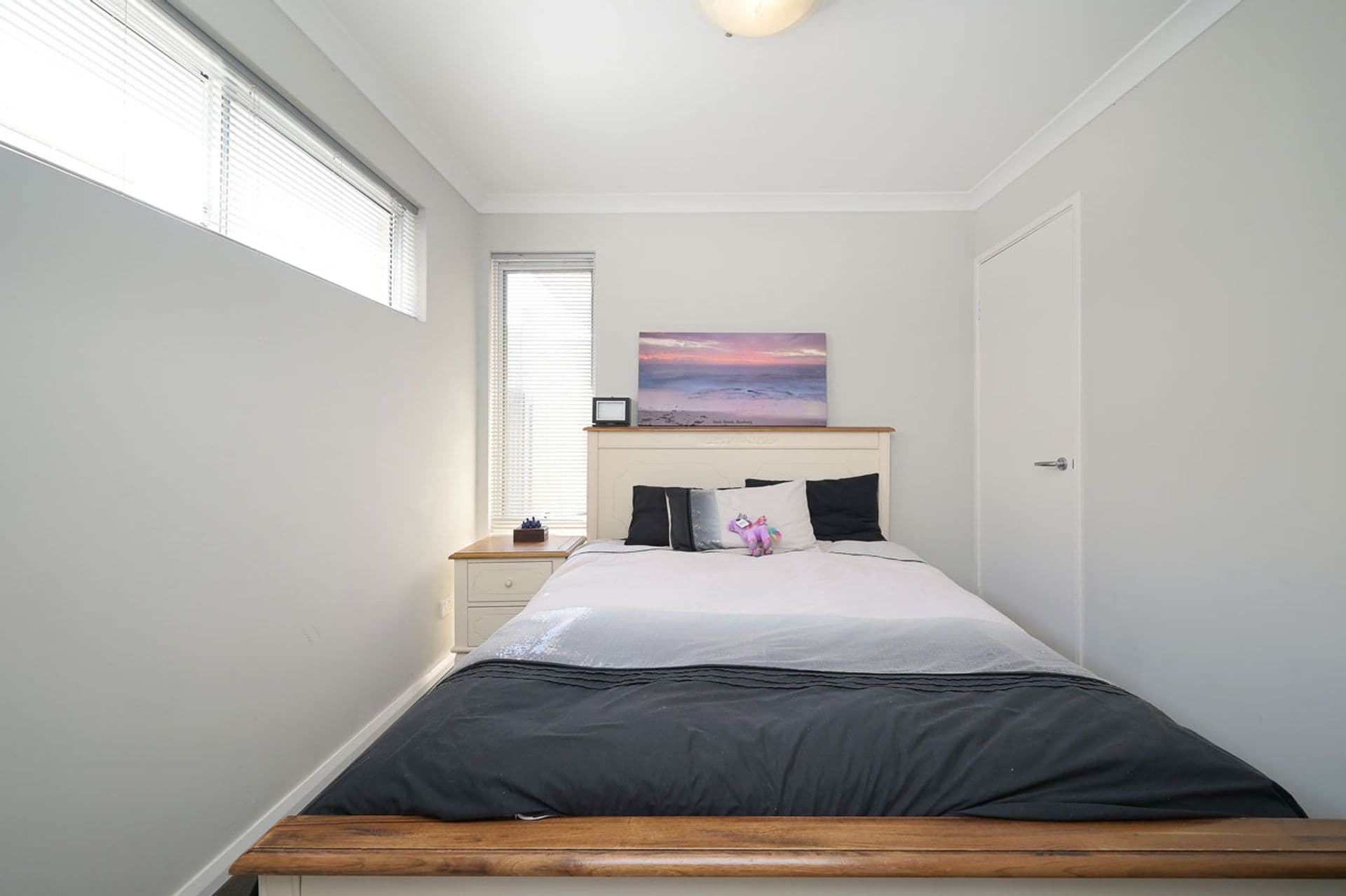 38 Dalvik Avenue, Merriwa, WA, 6030, Merriwa - Thumbnail 4
