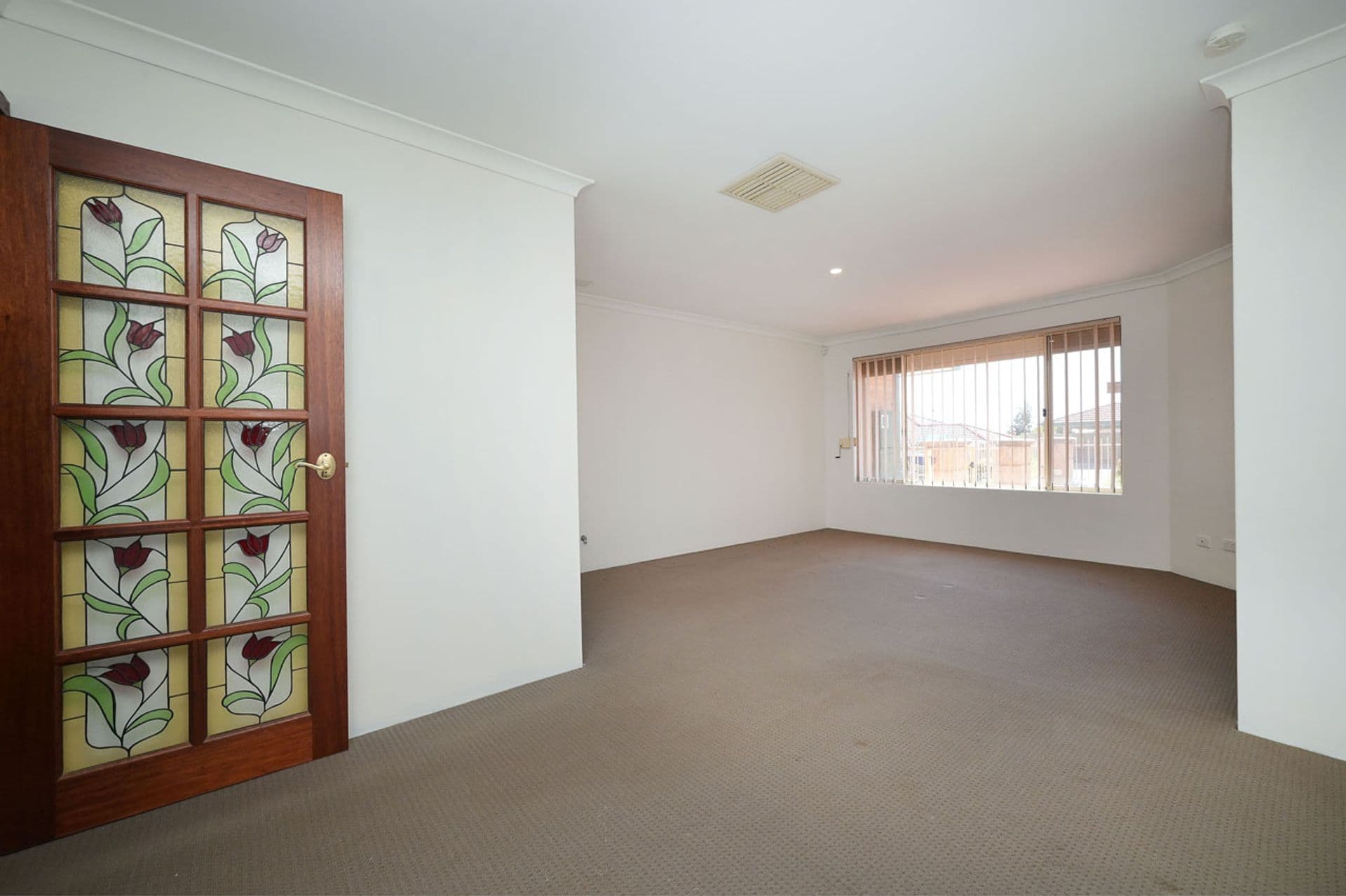 10 Ormiston Gardens, Clarkson, WA, 6030, Clarkson - Thumbnail 7
