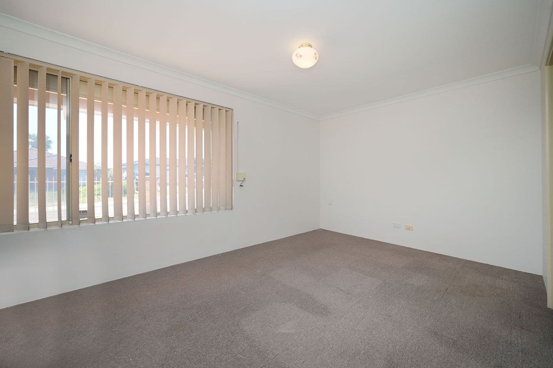 10 Ormiston Gardens, Clarkson, WA, 6030, Clarkson - Thumbnail 8