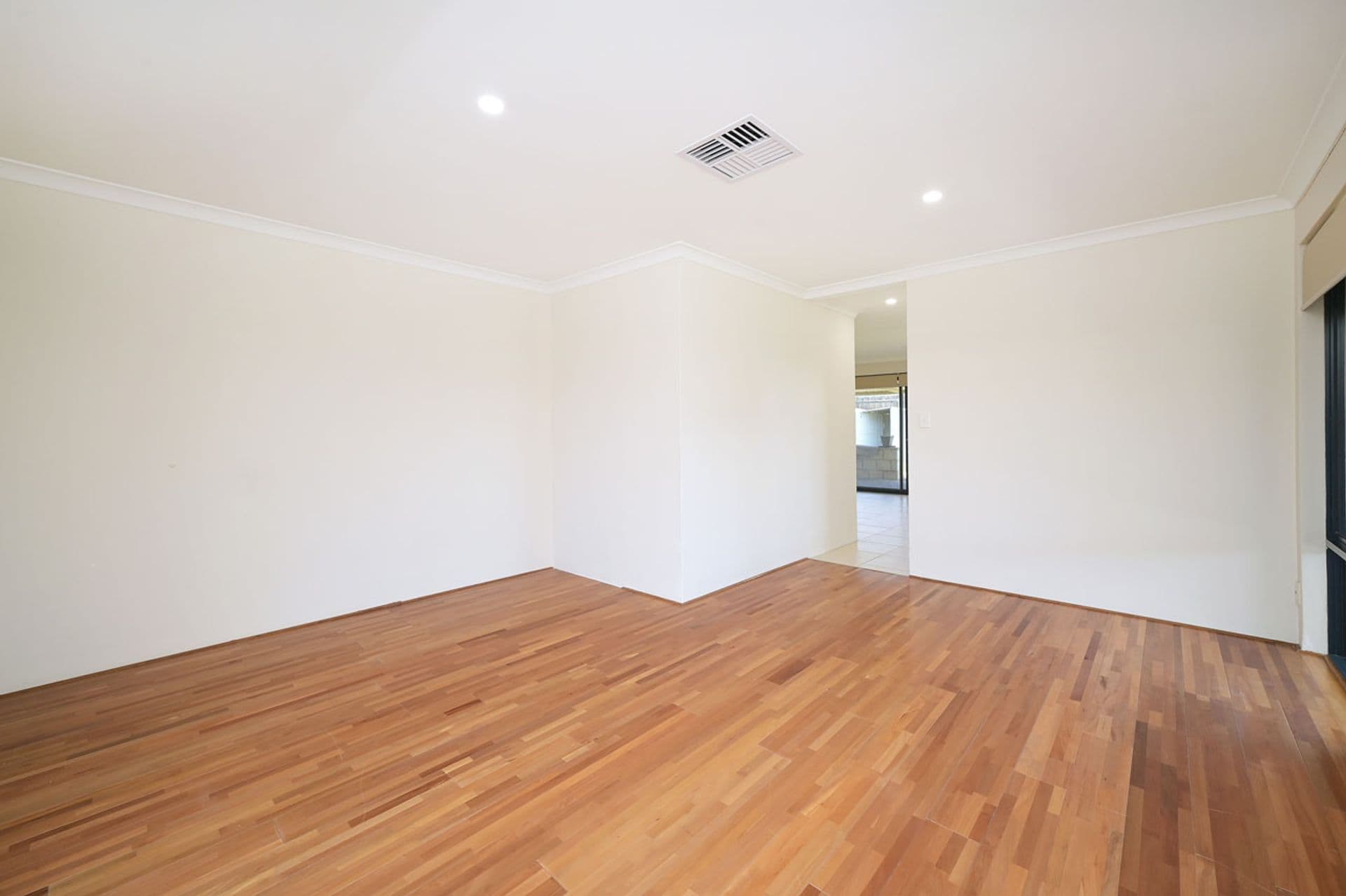 107 Mowbray Square, Clarkson, WA, 6030, Clarkson - Thumbnail 3