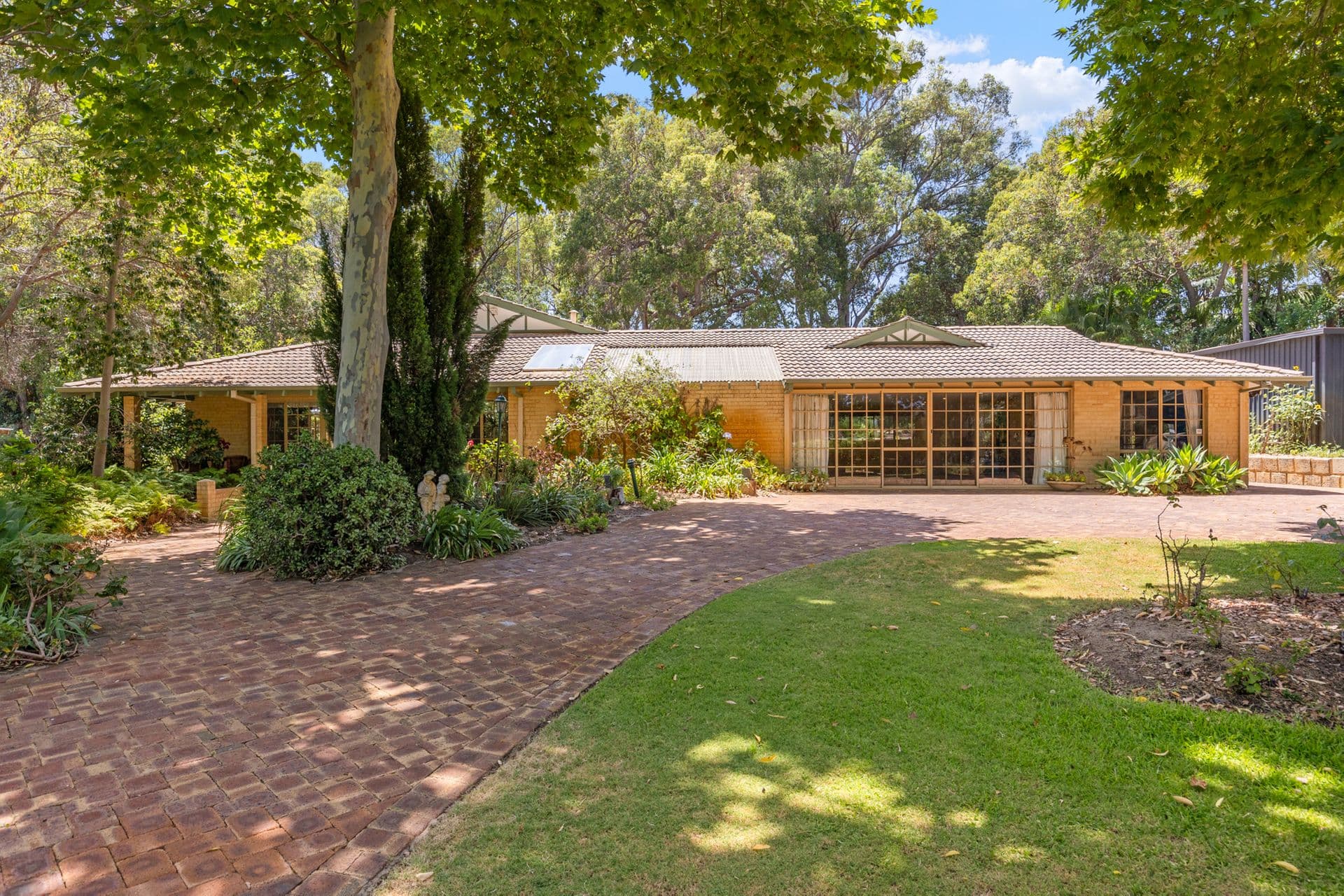 3 Cyclamen Court, Wanneroo, WA, 6065, Wanneroo - Thumbnail 2