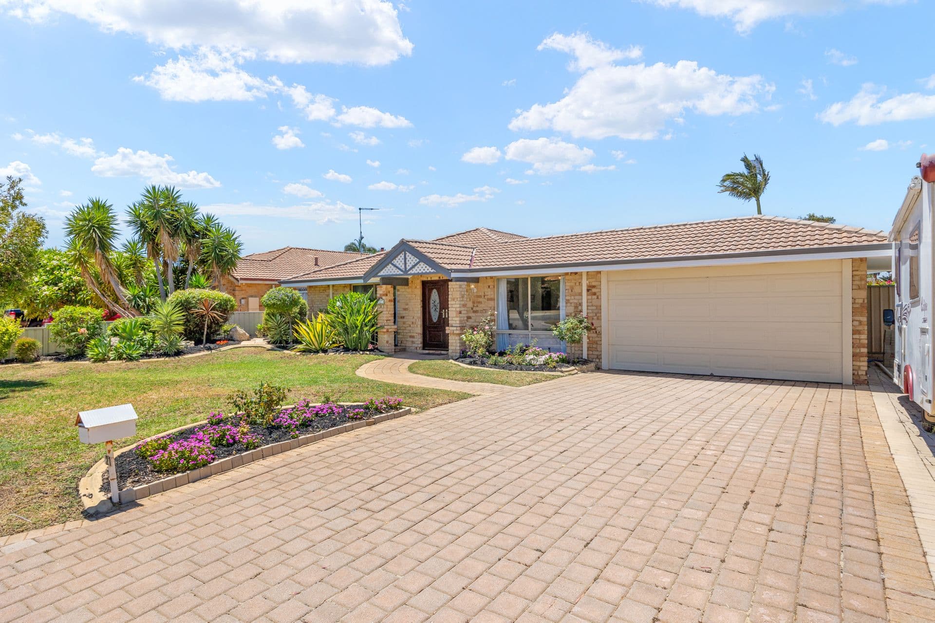21 Glencoe Loop, Kinross, WA, 6028, Kinross - Thumbnail 2