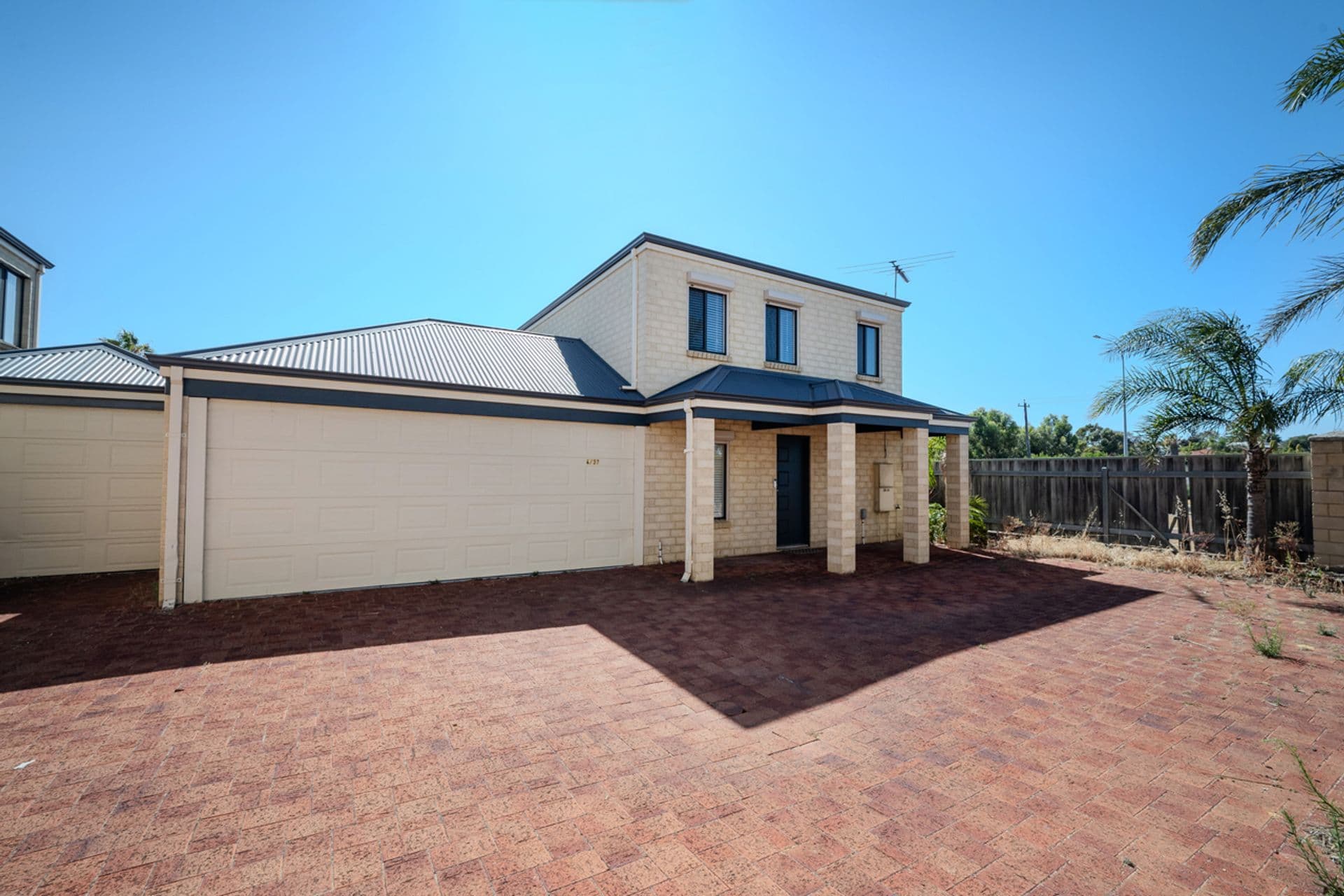 4/37 Stradbroke Gardens, Ridgewood, WA, 6030, Ridgewood - Thumbnail 2
