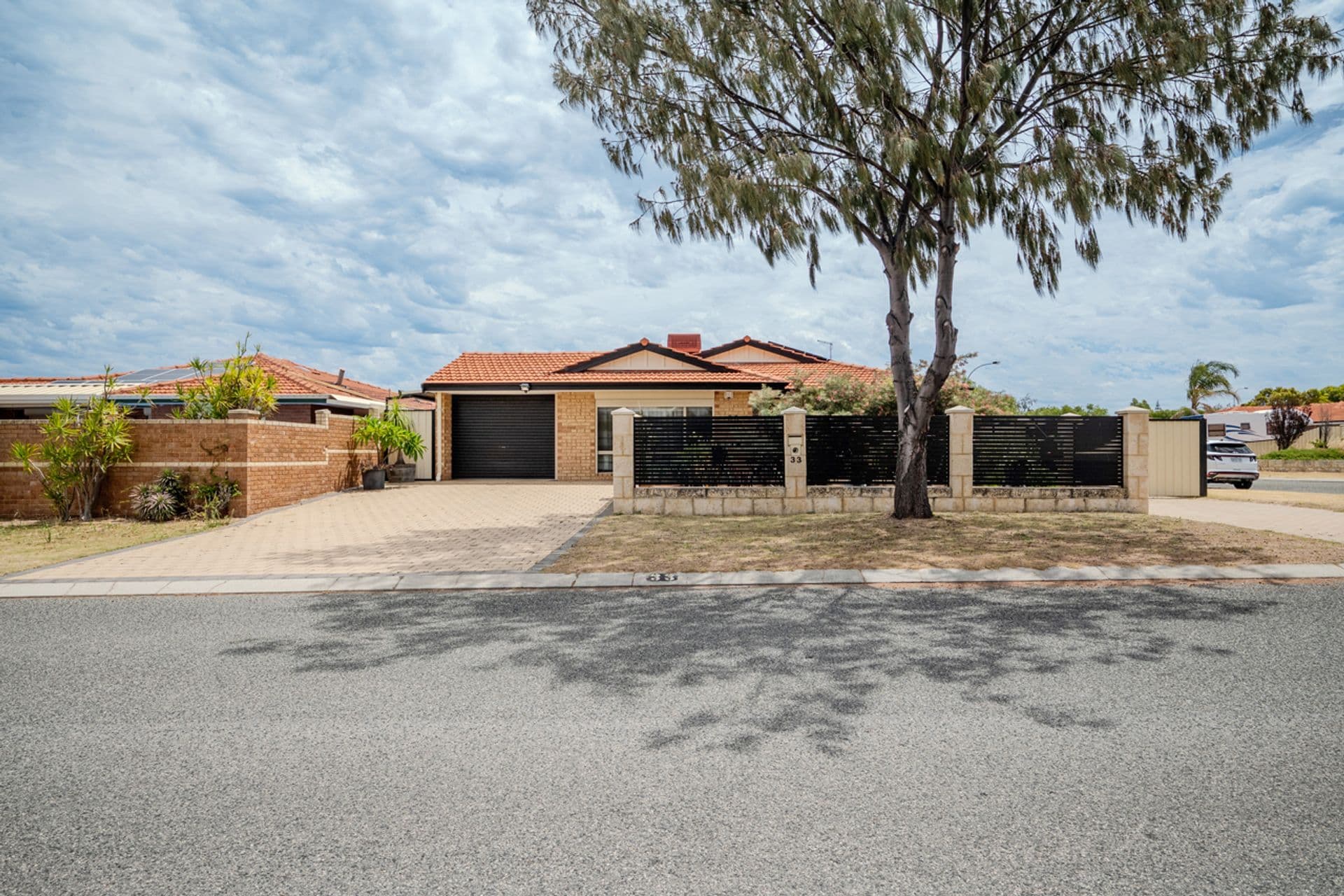 33 Dunmore Circuit, Merriwa, WA, 6030, Merriwa - Thumbnail 2