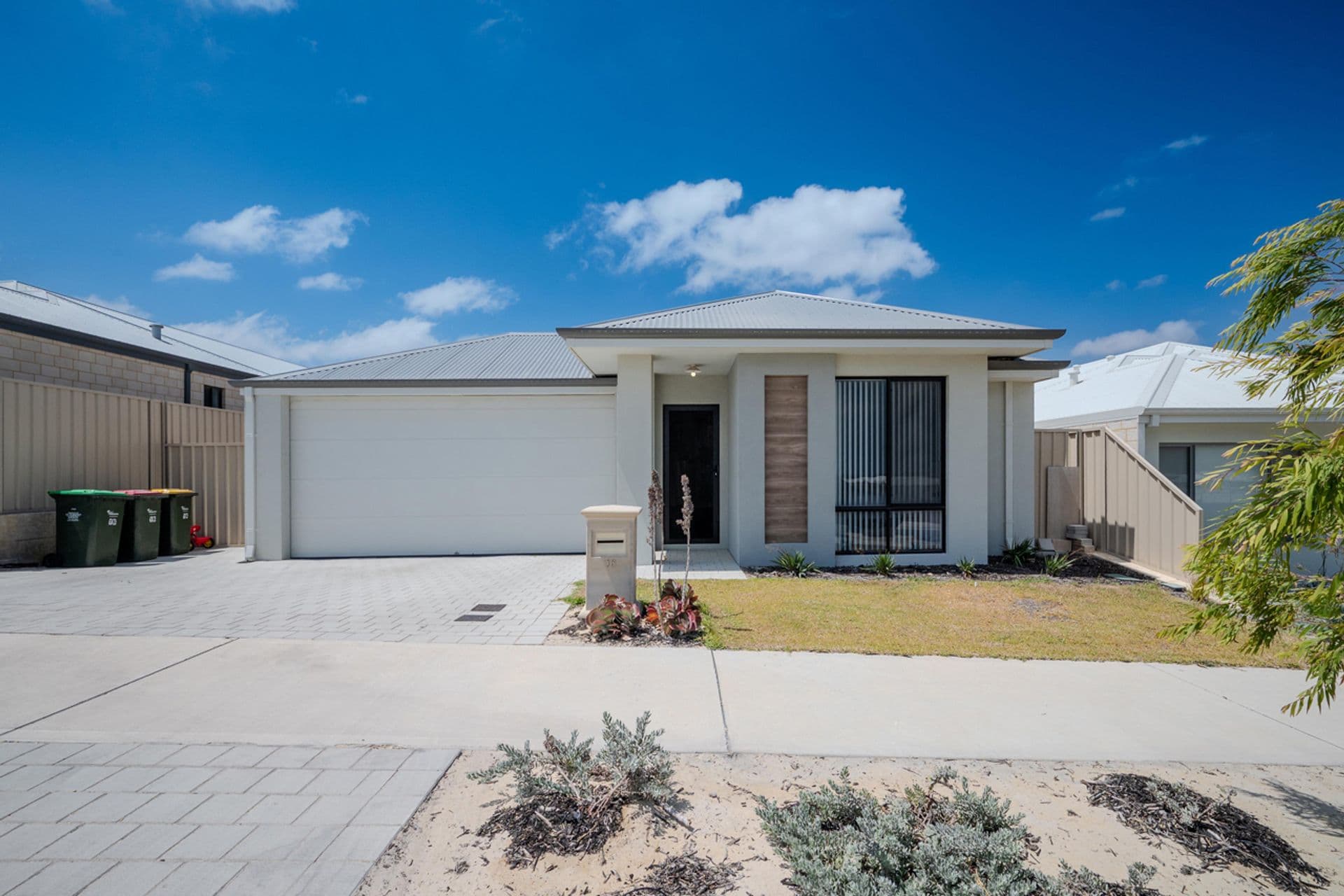 16 Freedom Approach, Two Rocks, WA, 6037, Two Rocks - Image 1