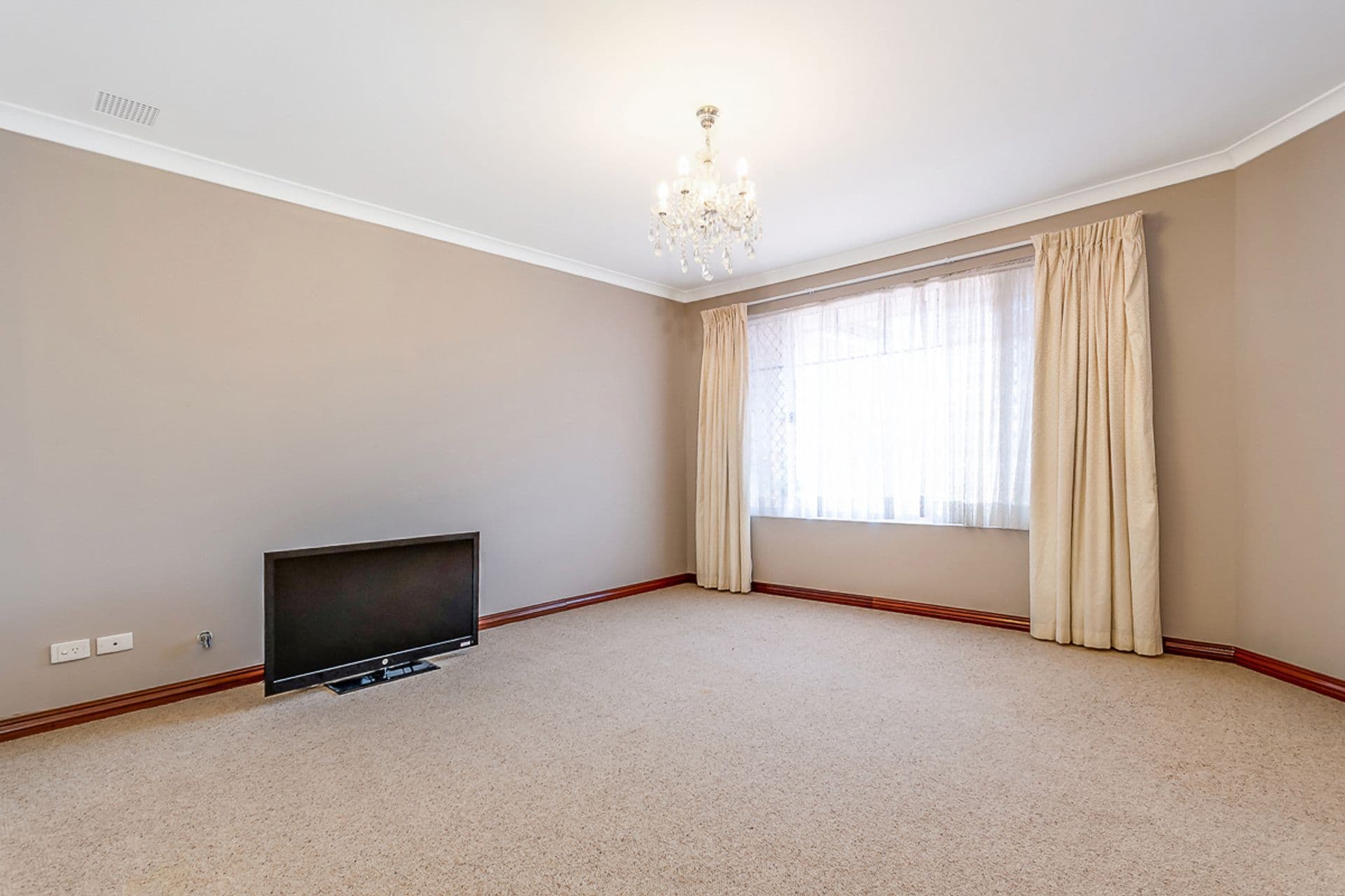 14 Geoff Russell Avenue, Kinross, WA, 6028, Kinross - Thumbnail 5