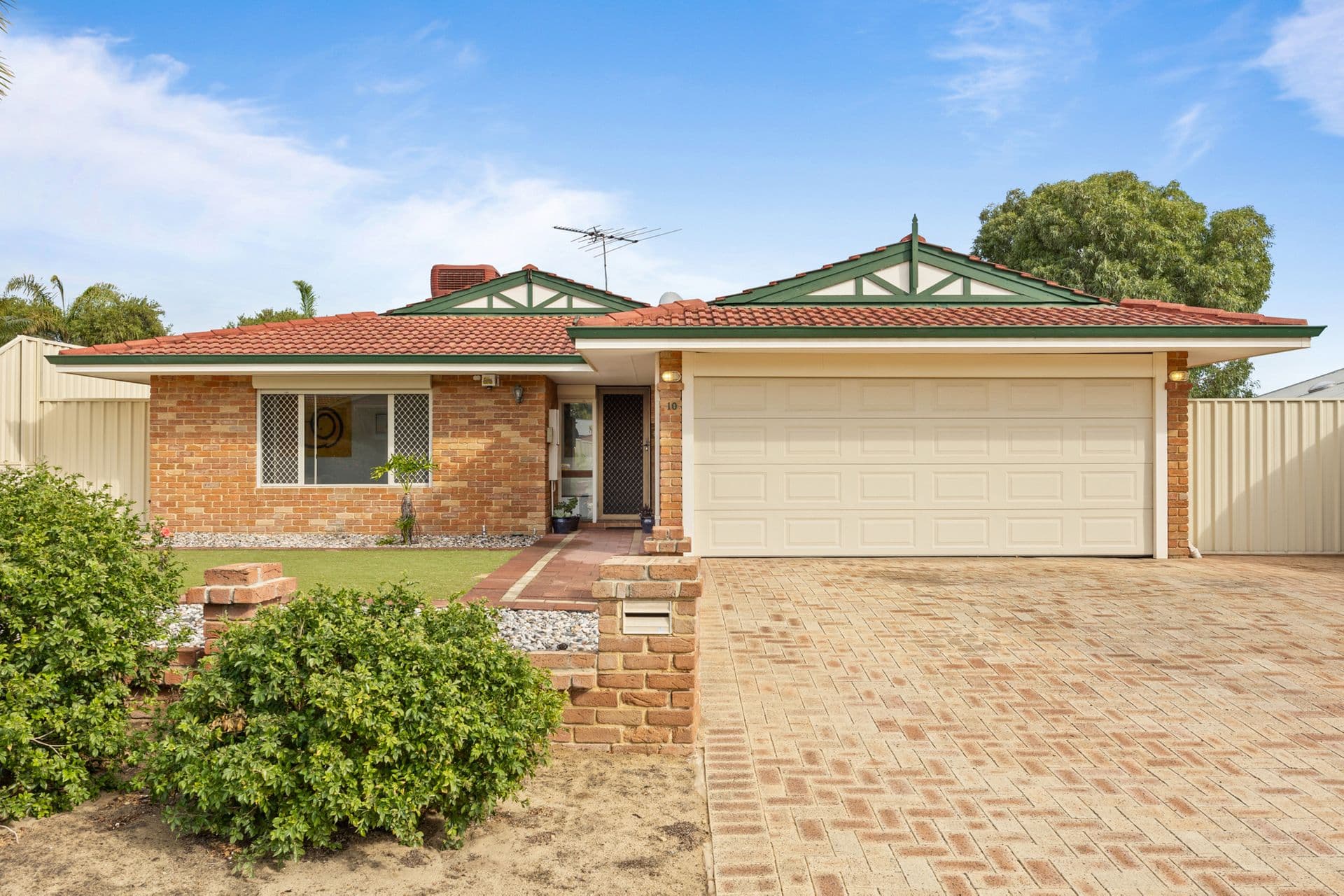 10 Sandon Elbow, Merriwa, WA, 6030, Merriwa - Image 1