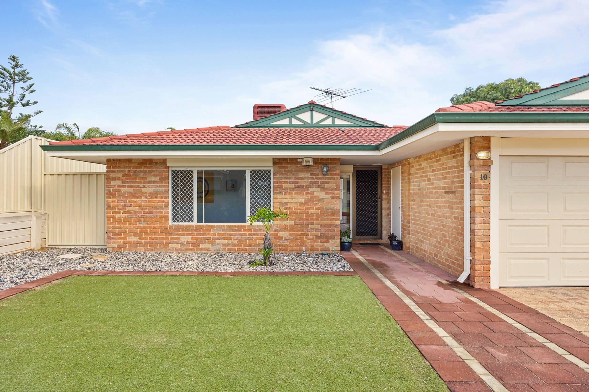 10 Sandon Elbow, Merriwa, WA, 6030, Merriwa - Thumbnail 2