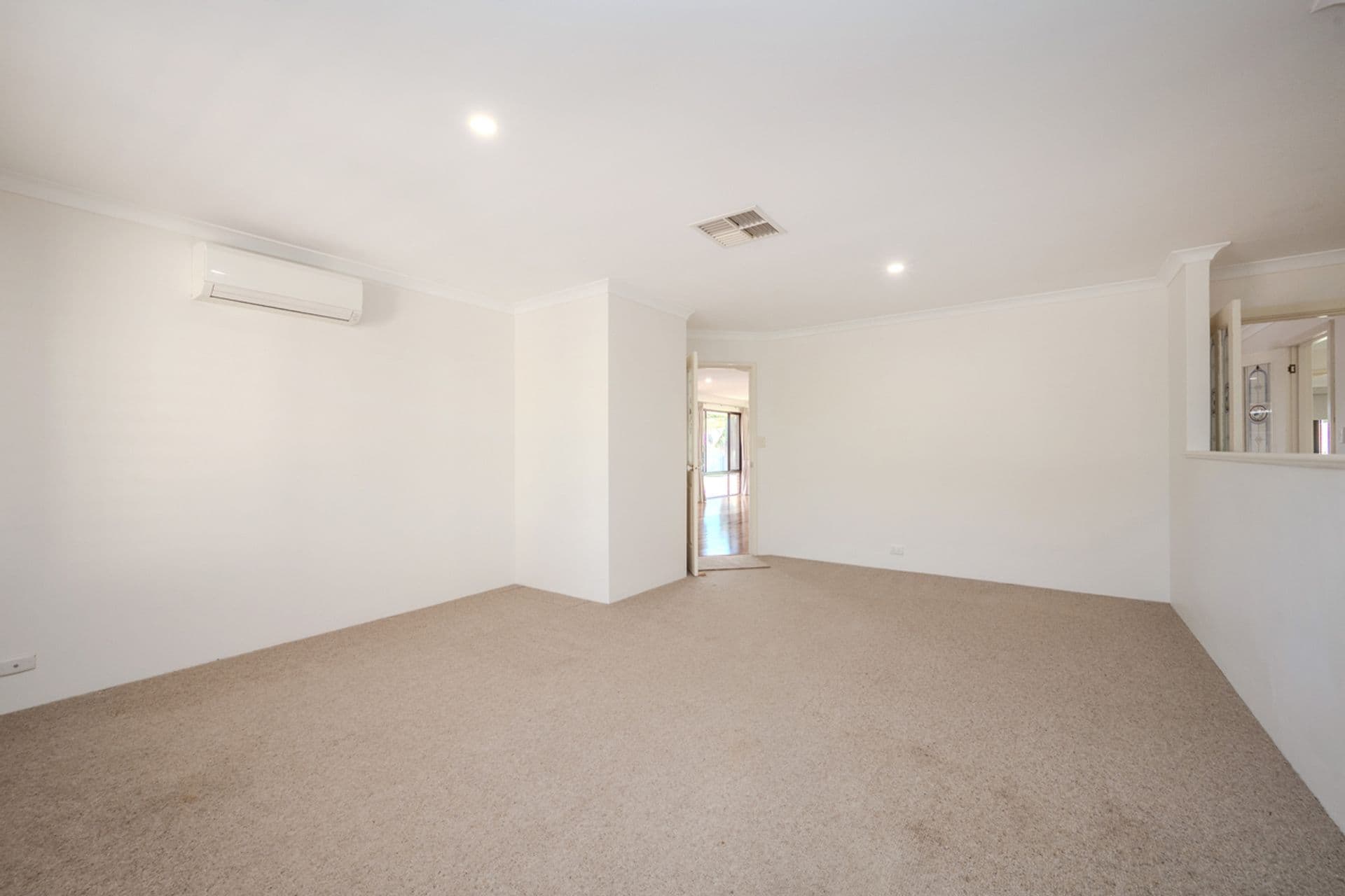 7 Galvin Heights, Clarkson, WA, 6030, Clarkson - Thumbnail 8