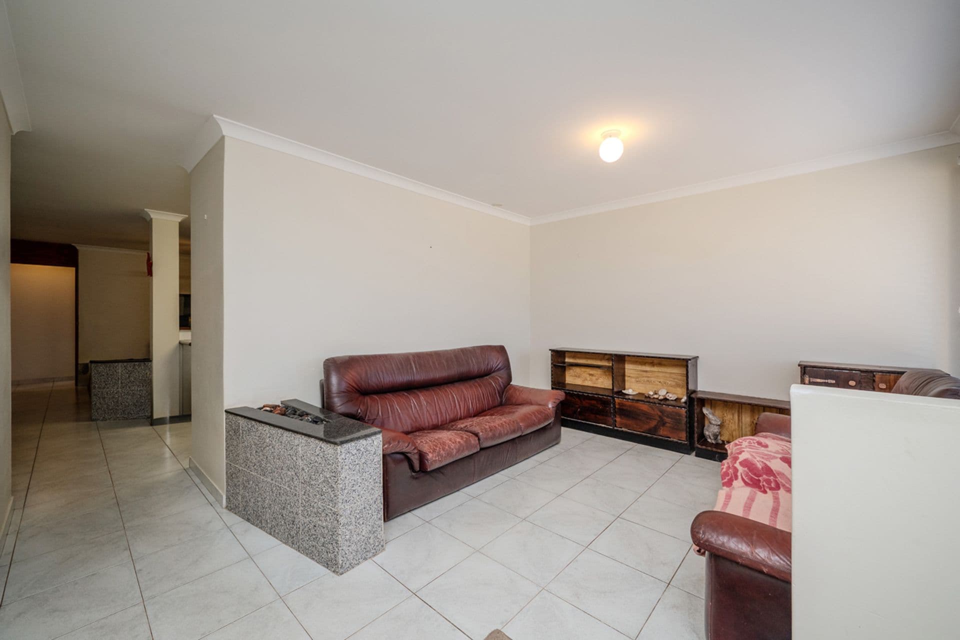 8 Hakata Place, Merriwa, WA, 6030, Merriwa - Thumbnail 3