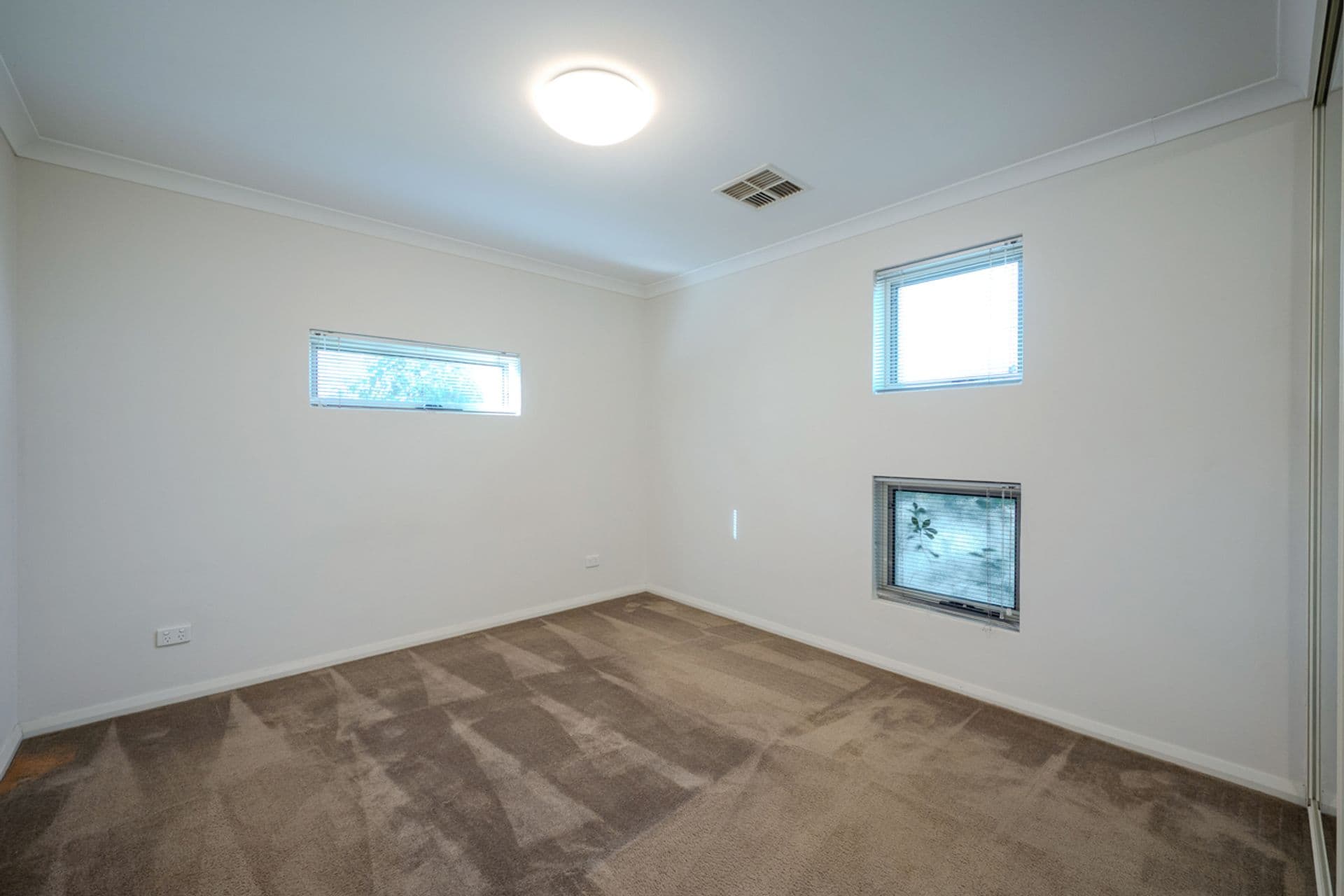 15 Marino Road, Clarkson, WA, 6030, Clarkson - Thumbnail 4