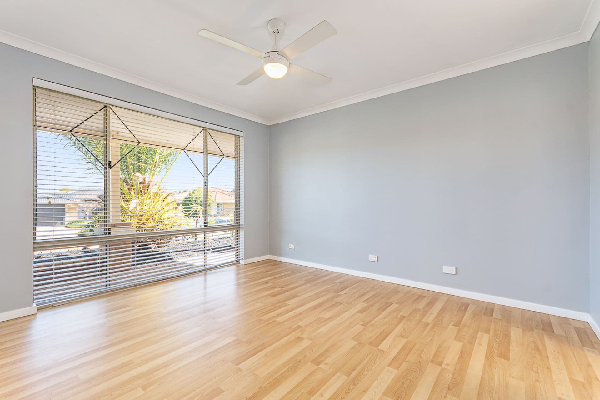 4 Falkland Way, Kinross, WA, 6028, Kinross - Thumbnail 8