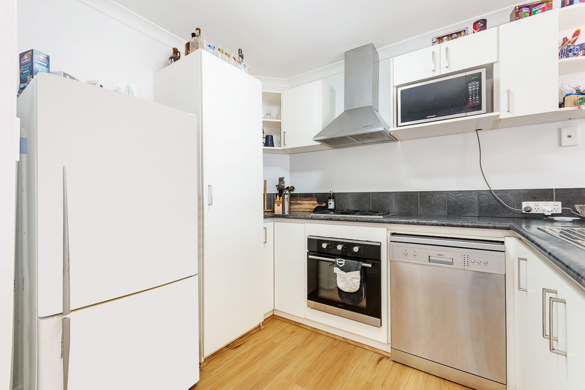 113 Seagrove Boulevard, Merriwa, WA, 6030, Merriwa - Thumbnail 7
